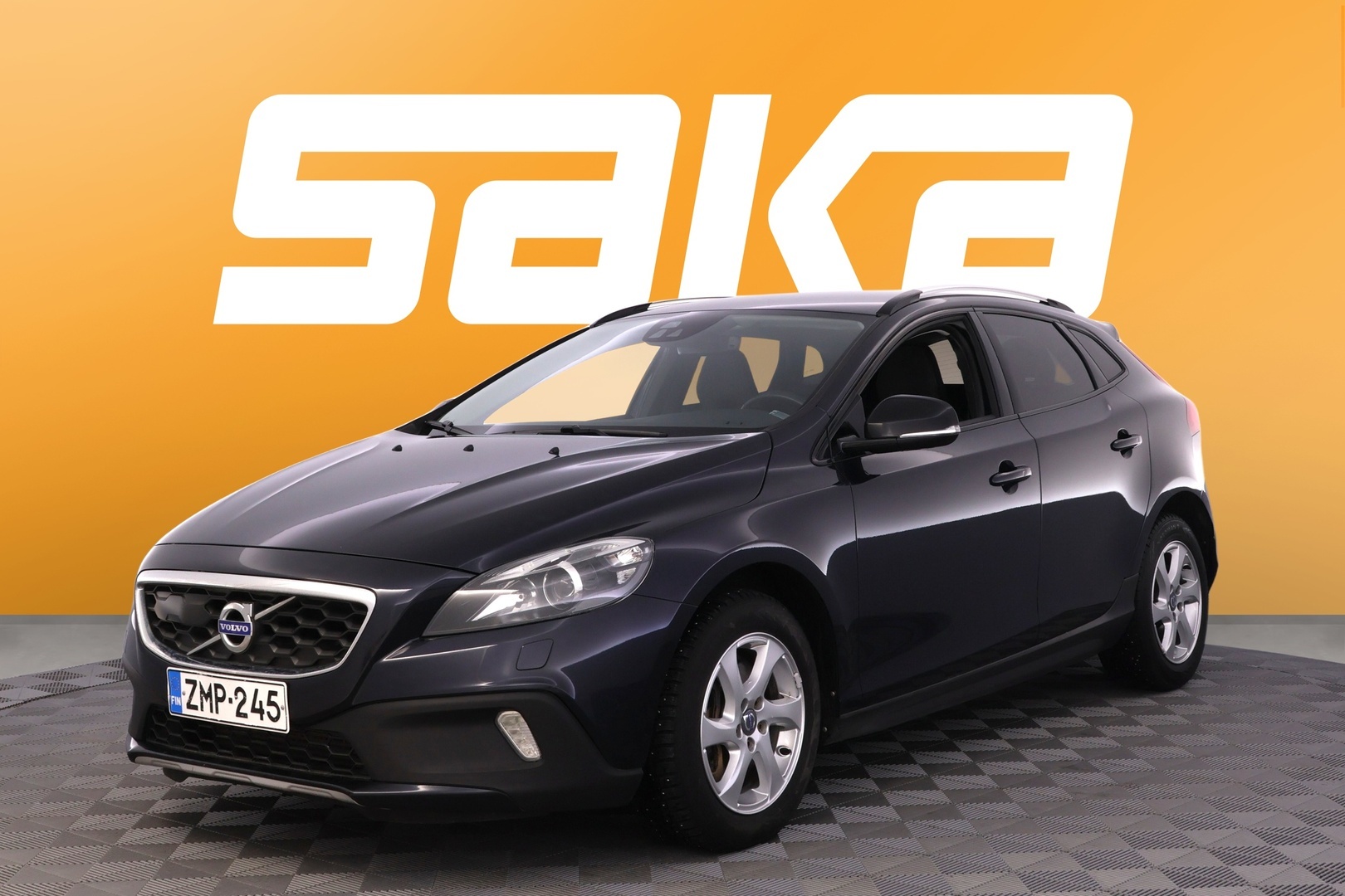 VOLVO V40 Cross Country 2016