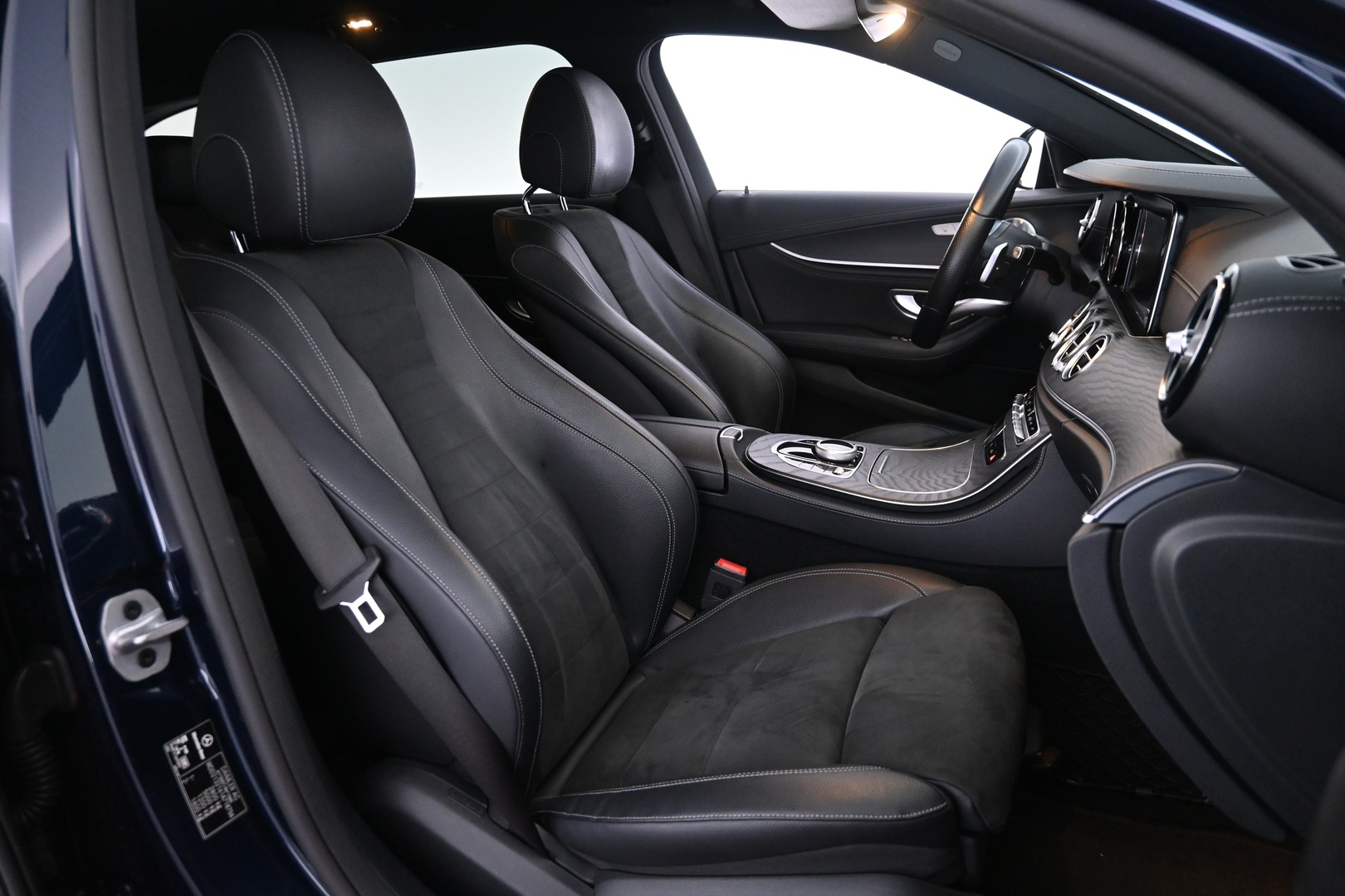 MERCEDES-BENZ E 2019