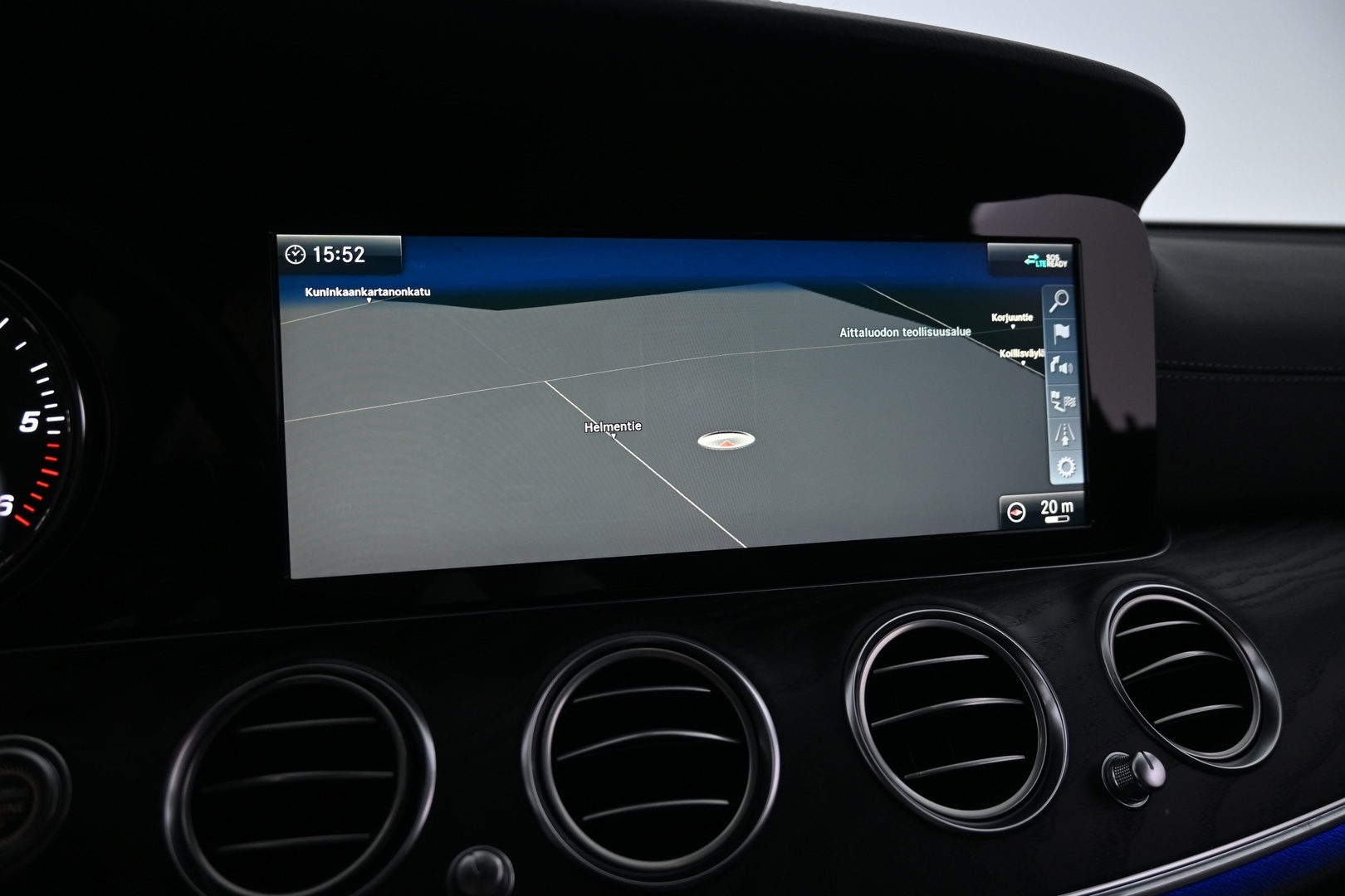 MERCEDES-BENZ E 2019