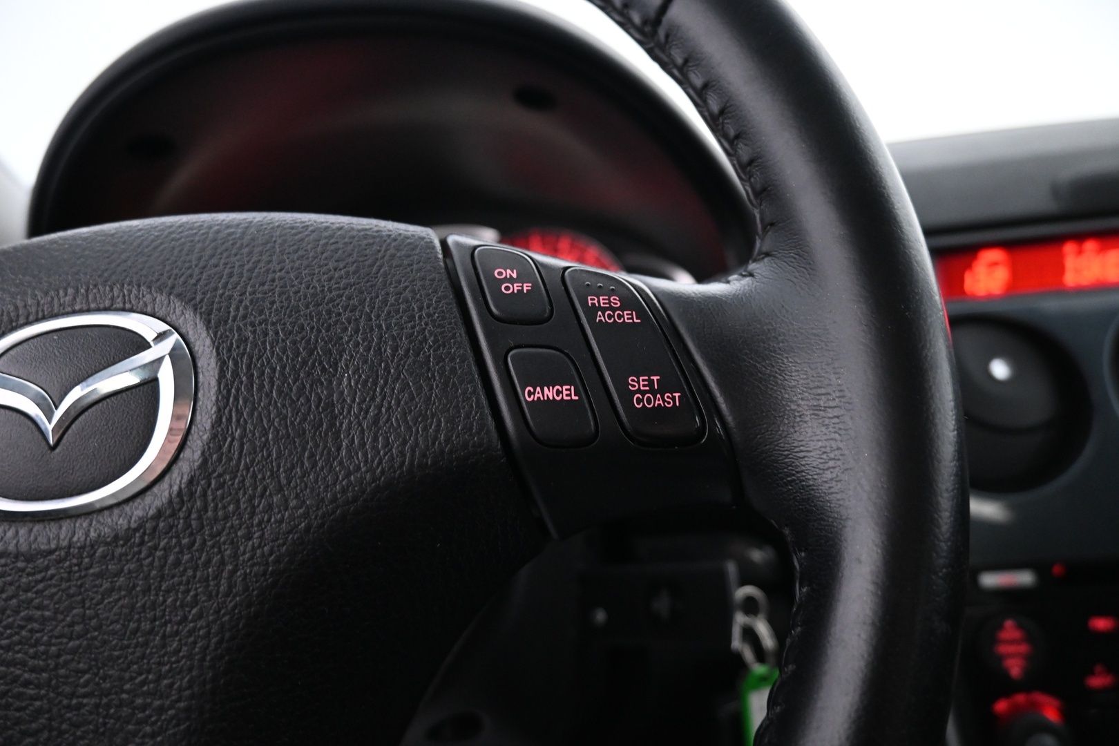 MAZDA 6 2006