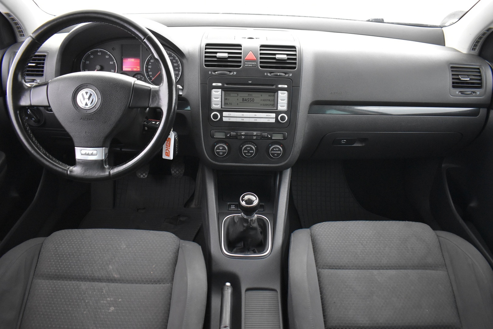 VOLKSWAGEN Golf 2008