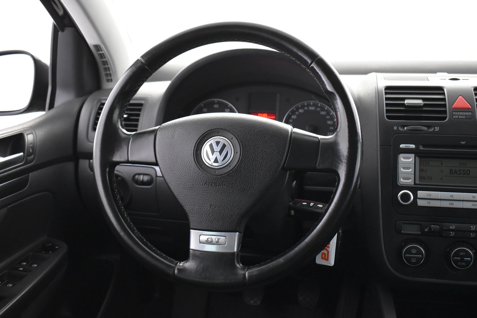 VOLKSWAGEN Golf 2008