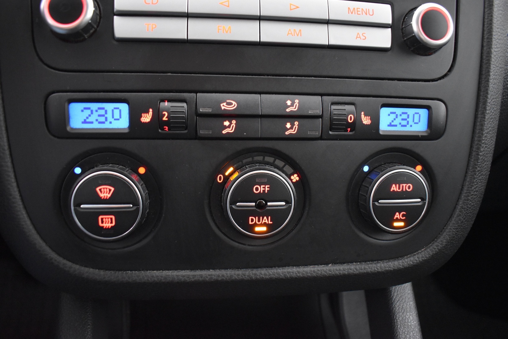 VOLKSWAGEN Golf 2008