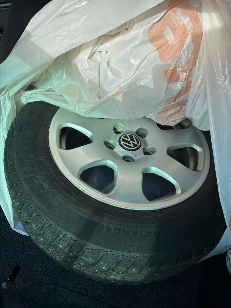 VOLKSWAGEN Golf 2008