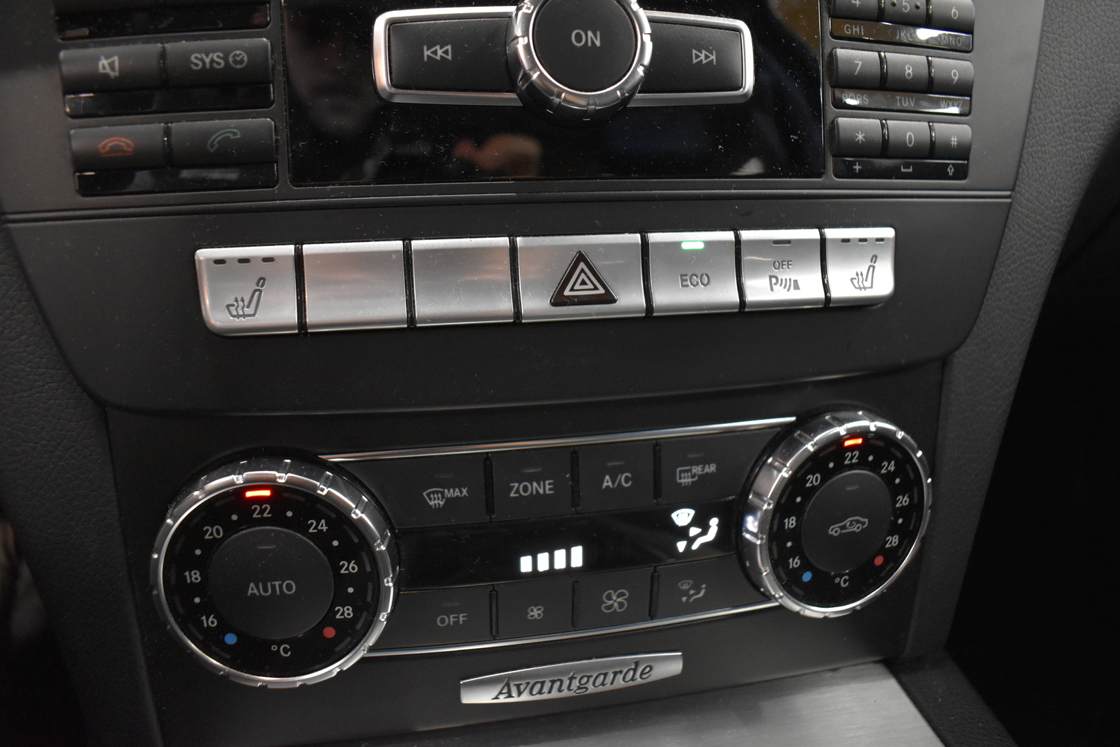 MERCEDES-BENZ C 2012