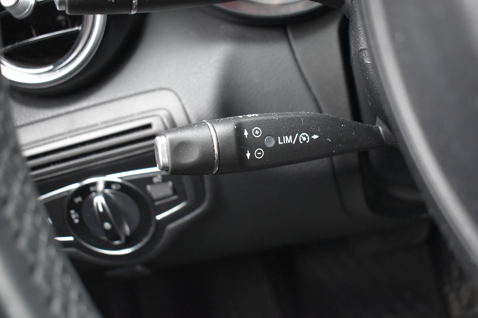 MERCEDES-BENZ C 2015