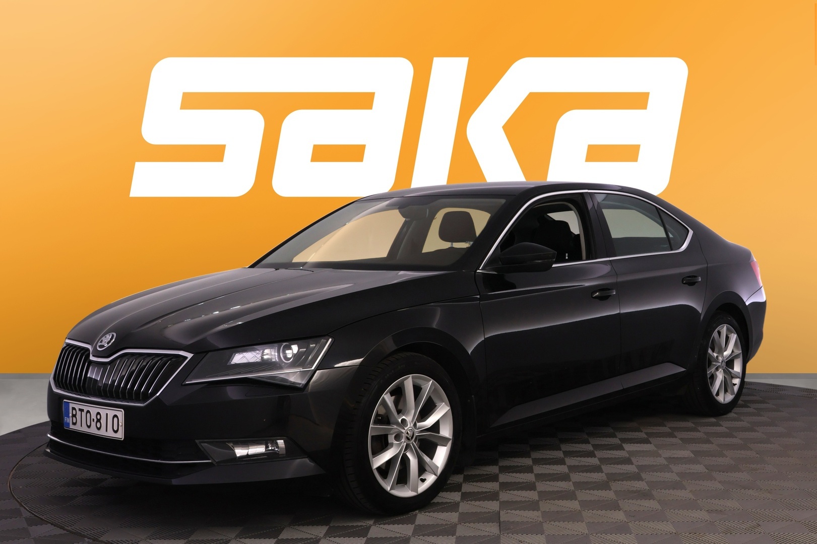 SKODA Superb 2016