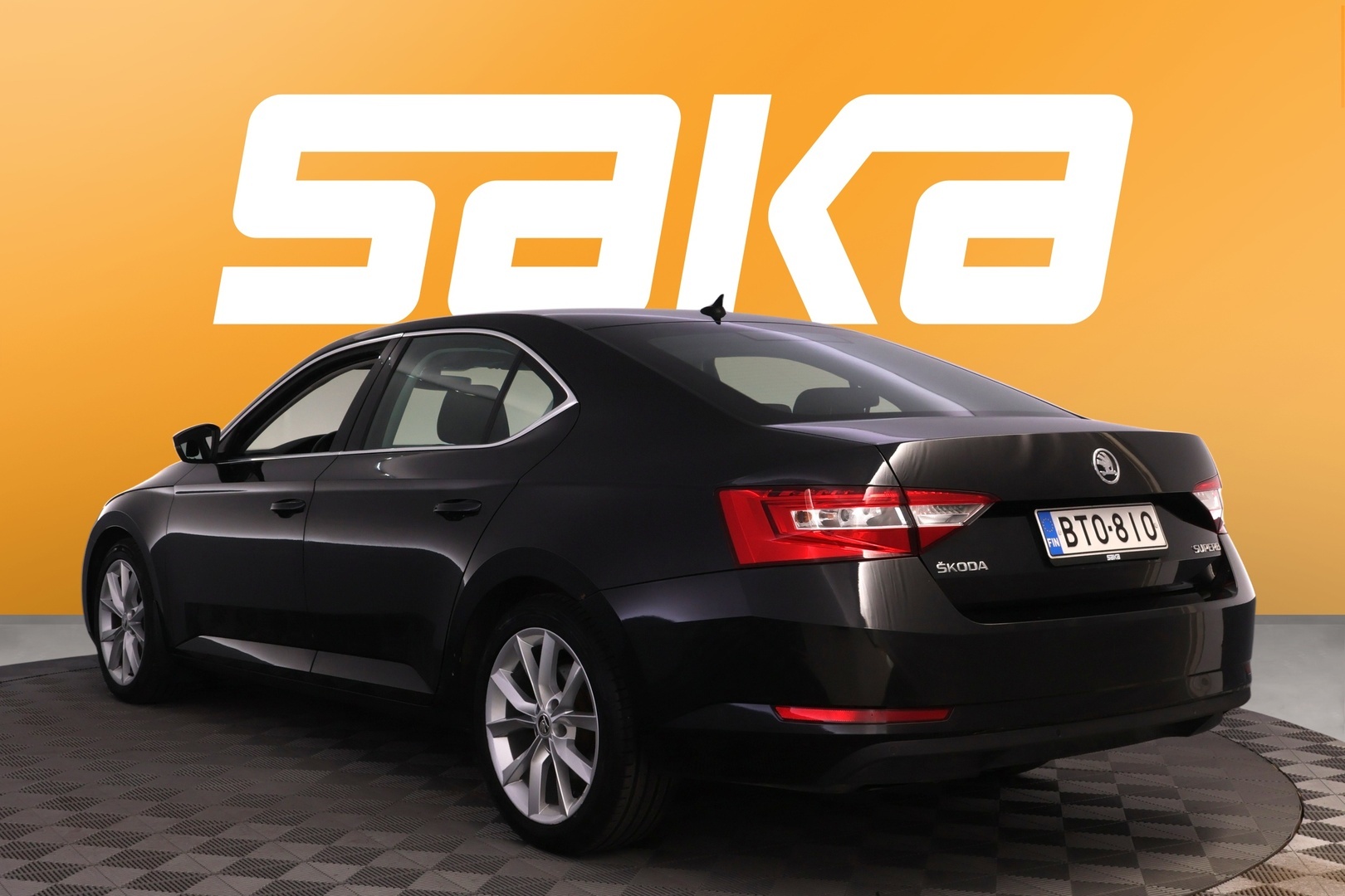 SKODA Superb 2016