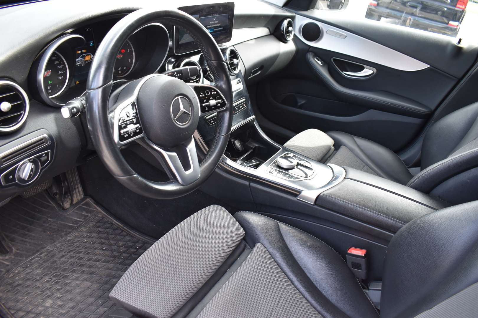 MERCEDES-BENZ C 2019