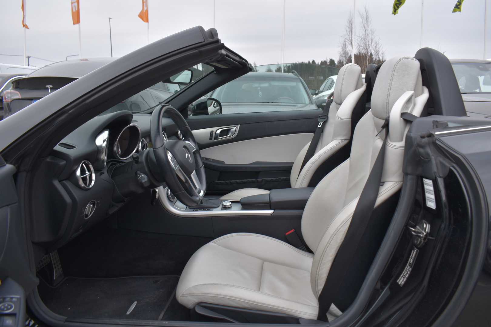 MERCEDES-BENZ SLK 2012