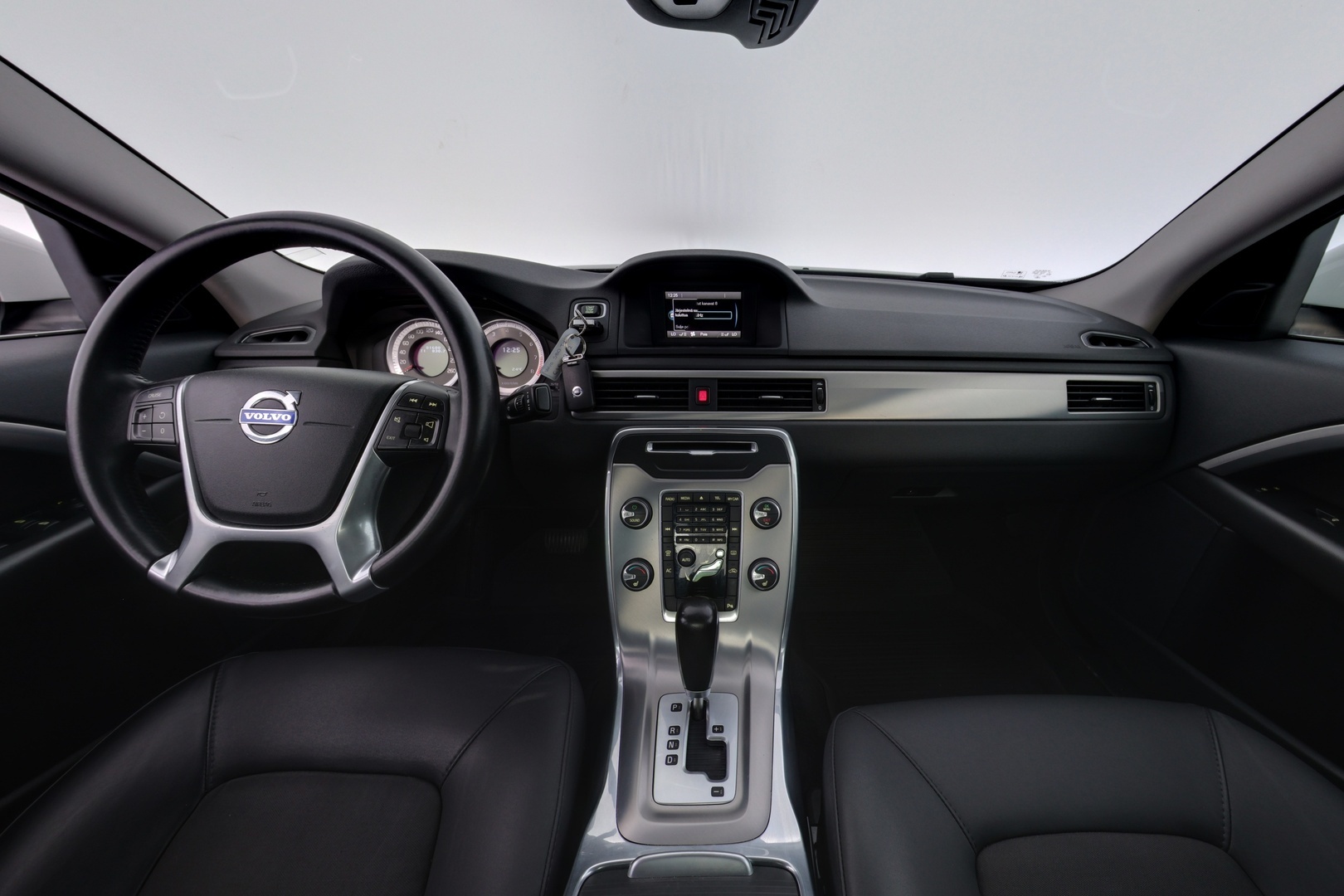 VOLVO S80 2012