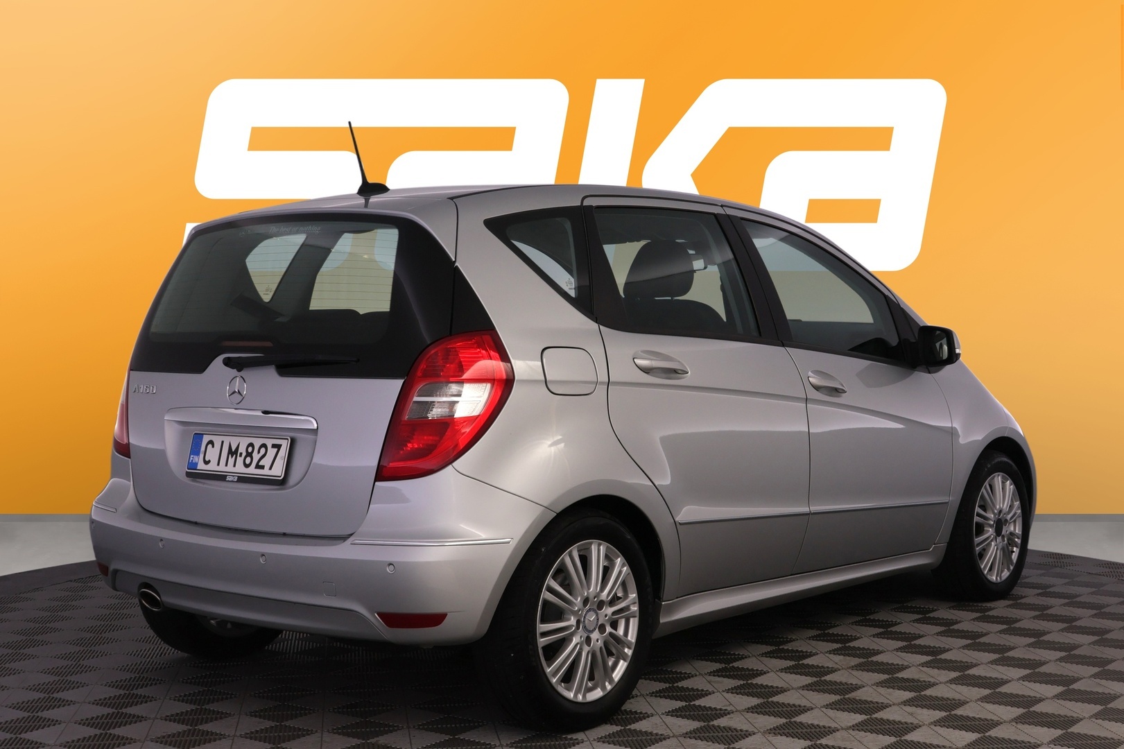 MERCEDES-BENZ A 2012