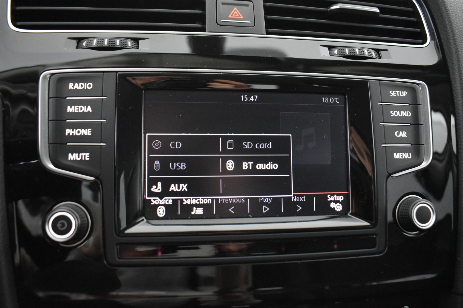 VOLKSWAGEN Golf 2014