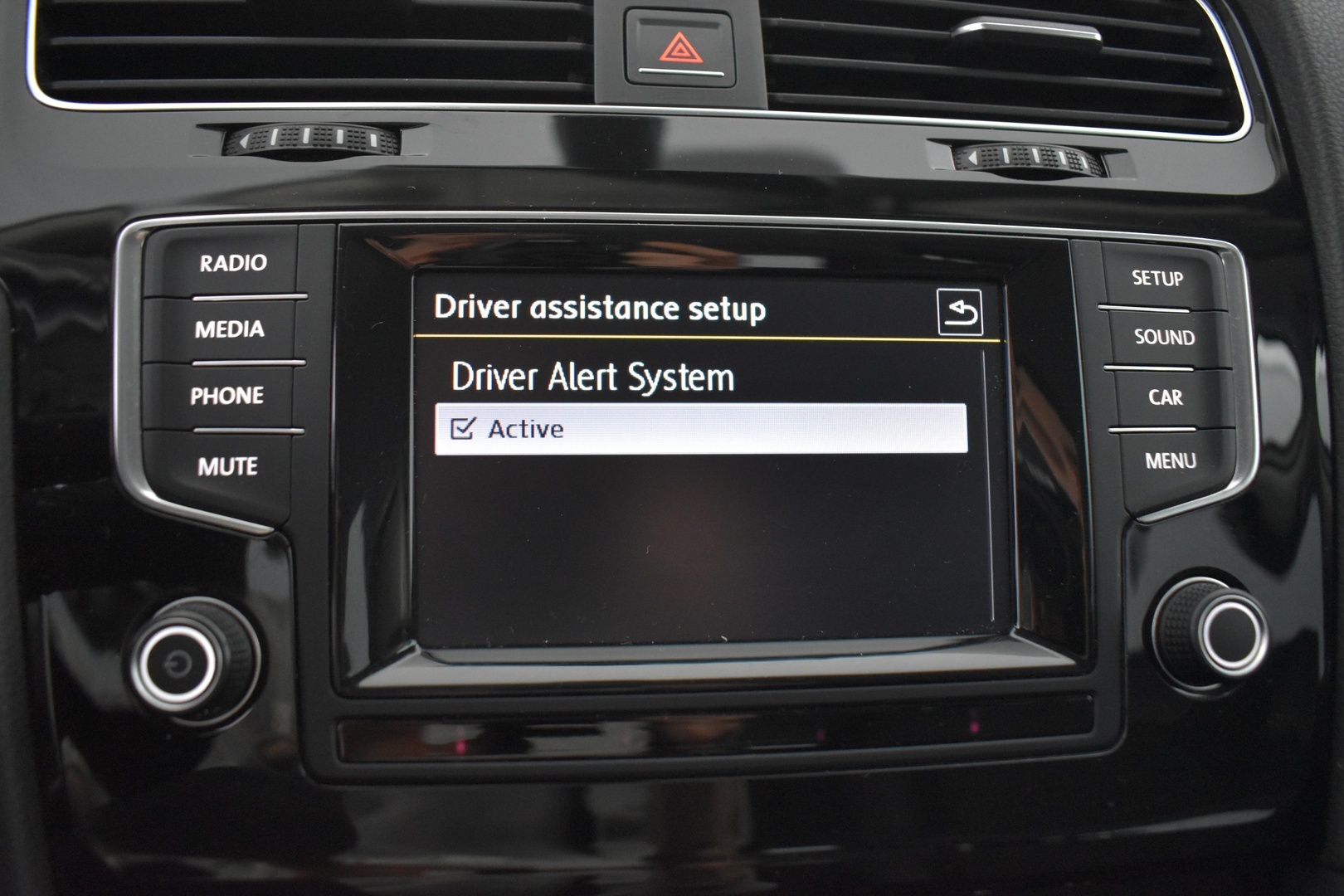 VOLKSWAGEN Golf 2014