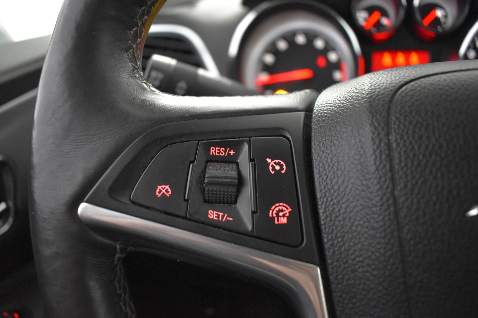 OPEL Mokka 2015