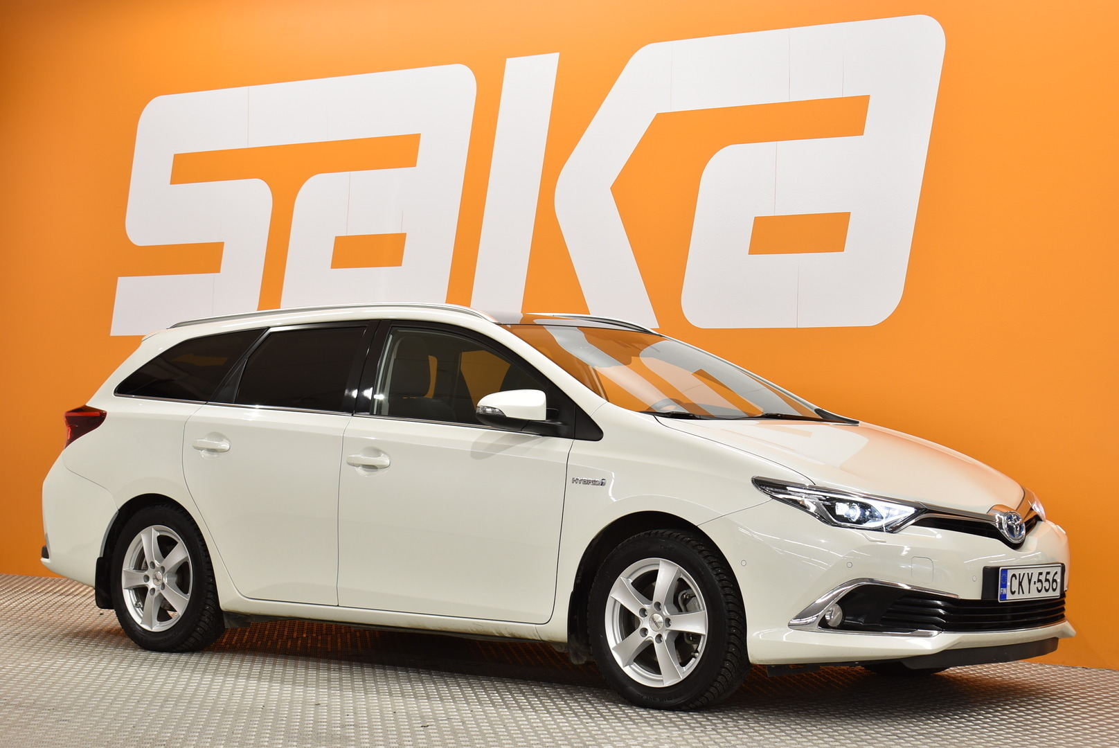 TOYOTA Auris 2016