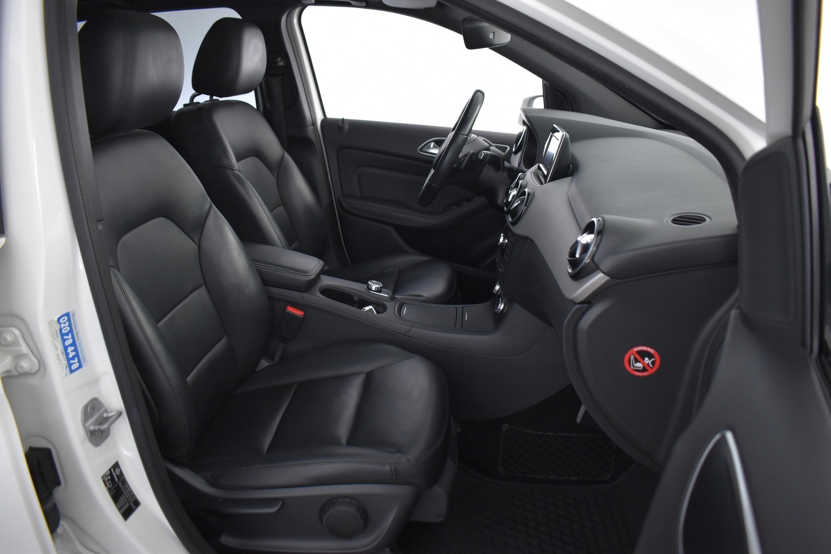 MERCEDES-BENZ B 2013