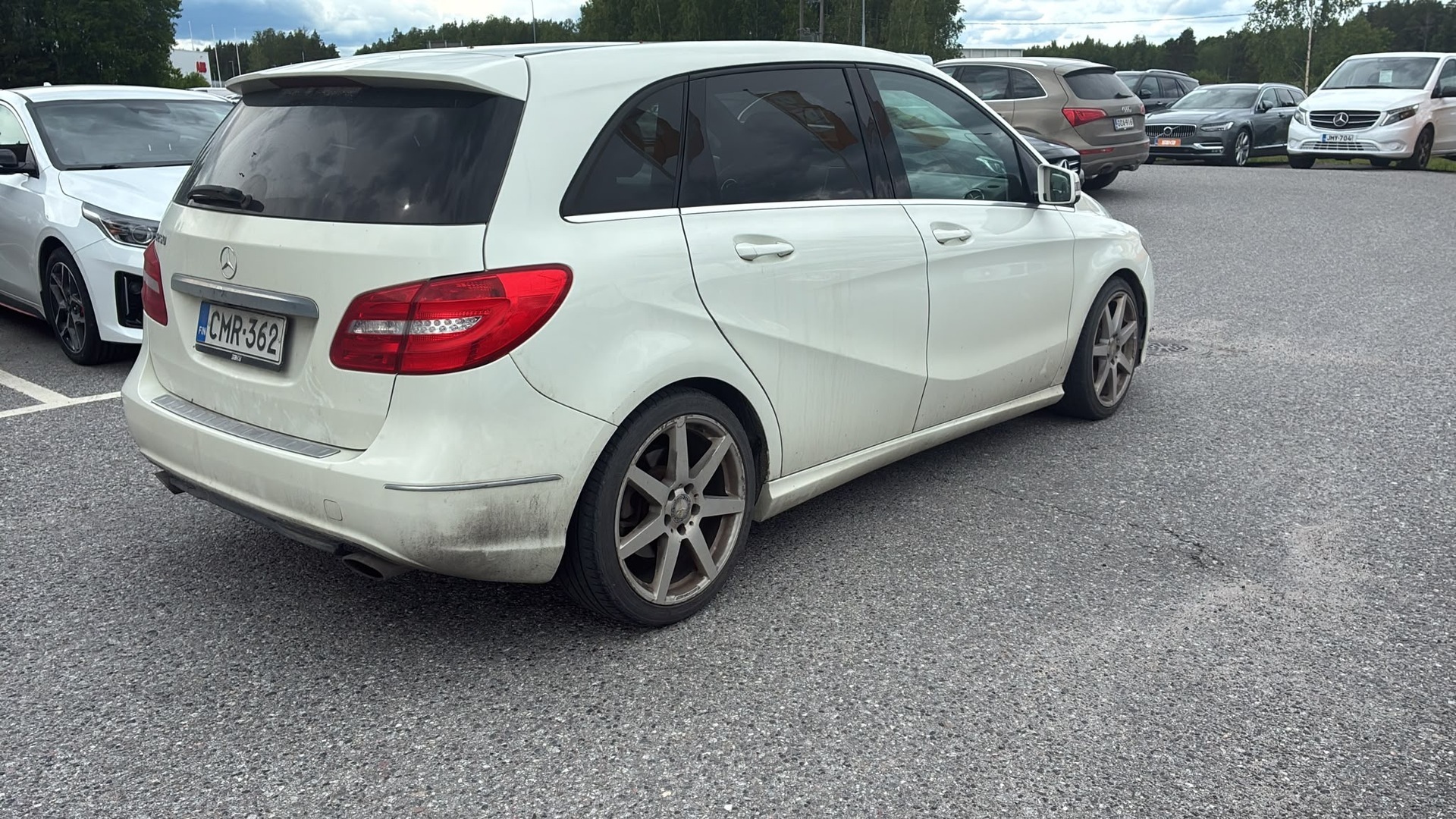 MERCEDES-BENZ B 2013