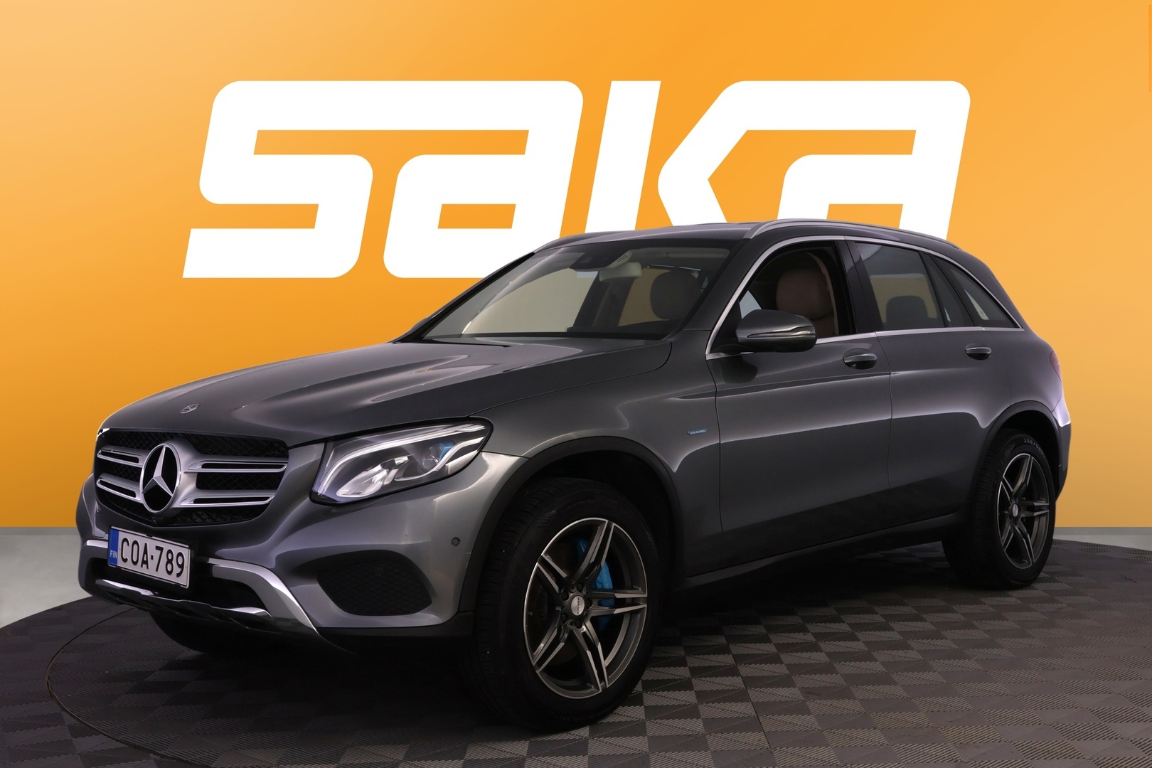 MERCEDES-BENZ GLC 2017