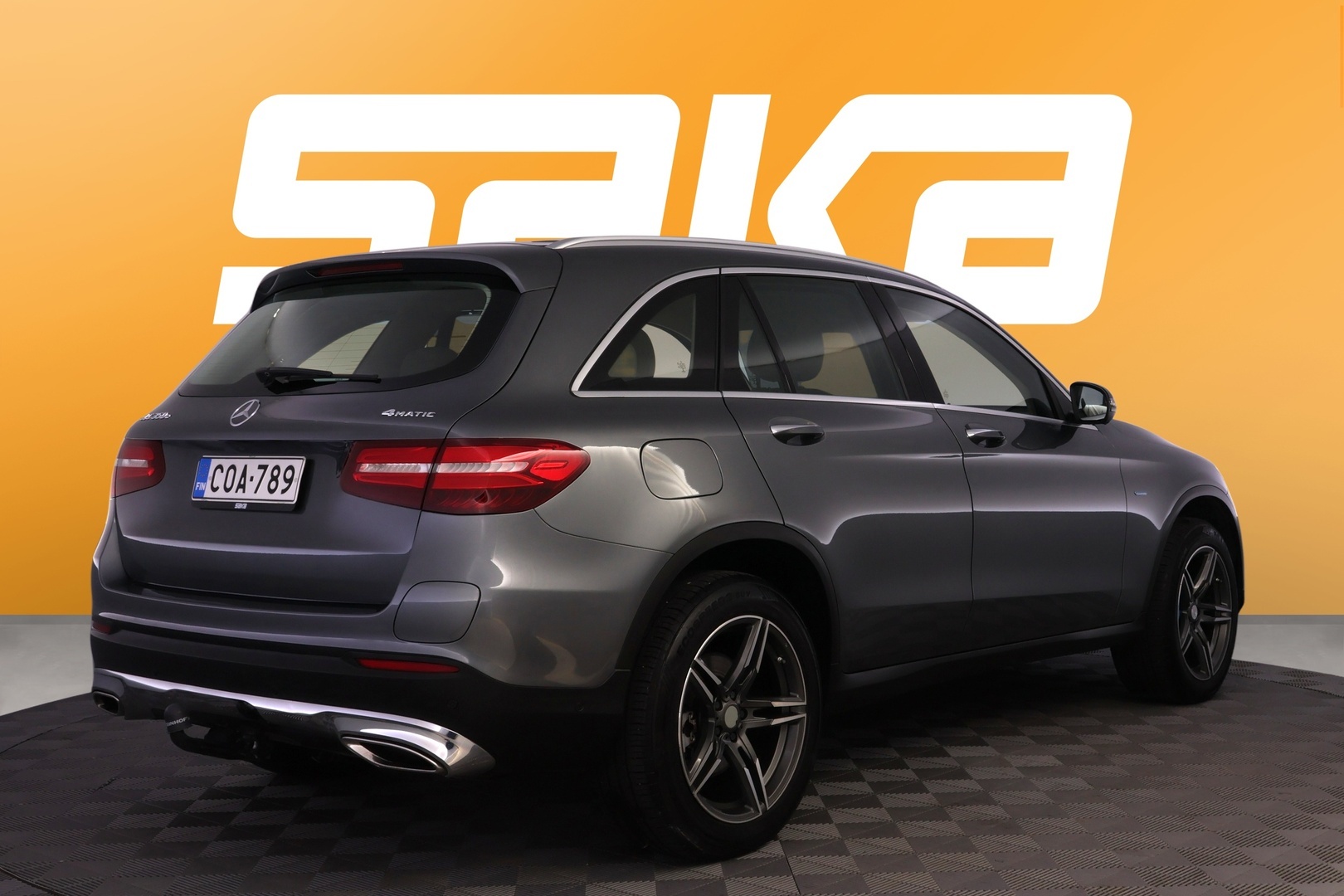 MERCEDES-BENZ GLC 2017