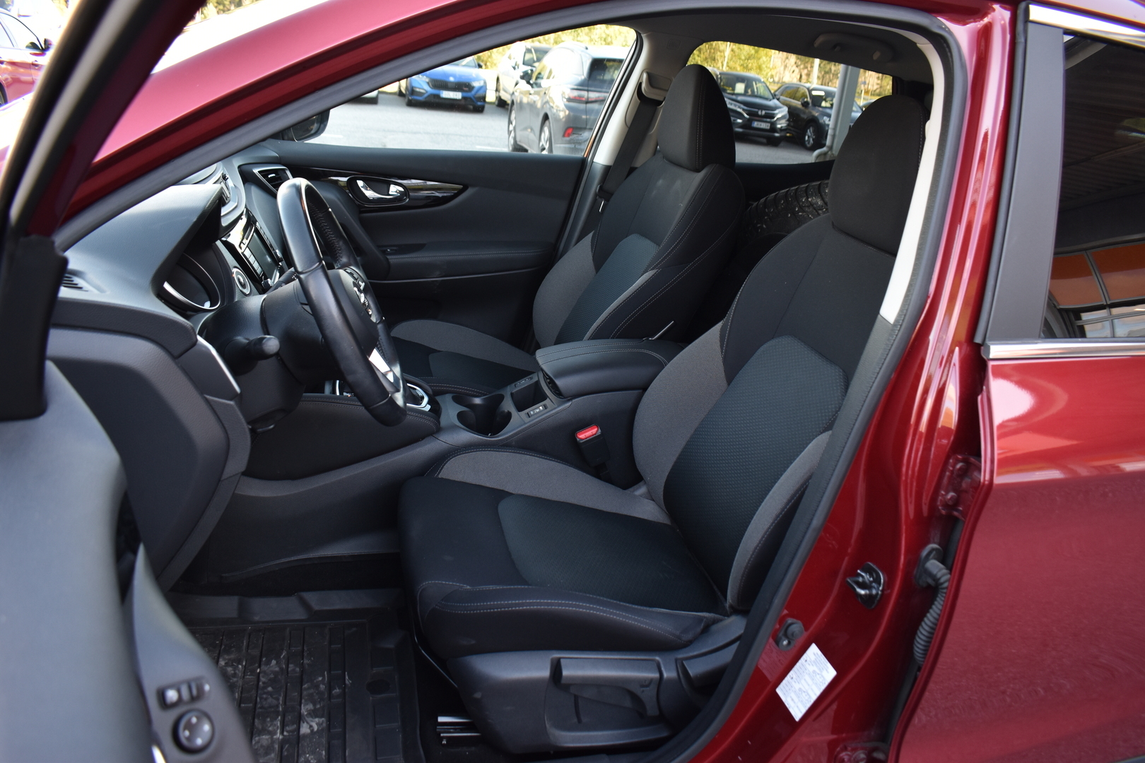 NISSAN Qashqai 2020