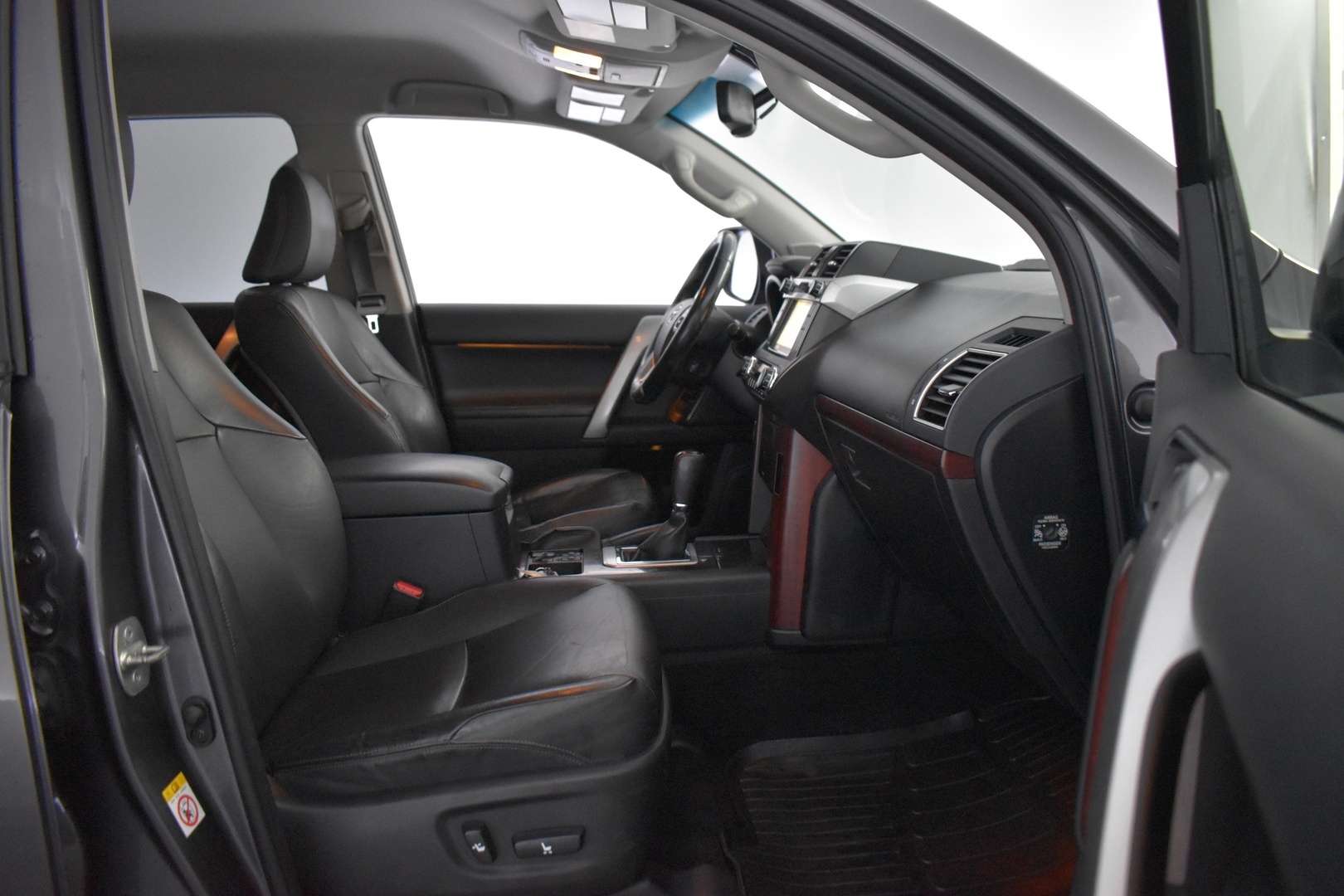 TOYOTA Land Cruiser 2016