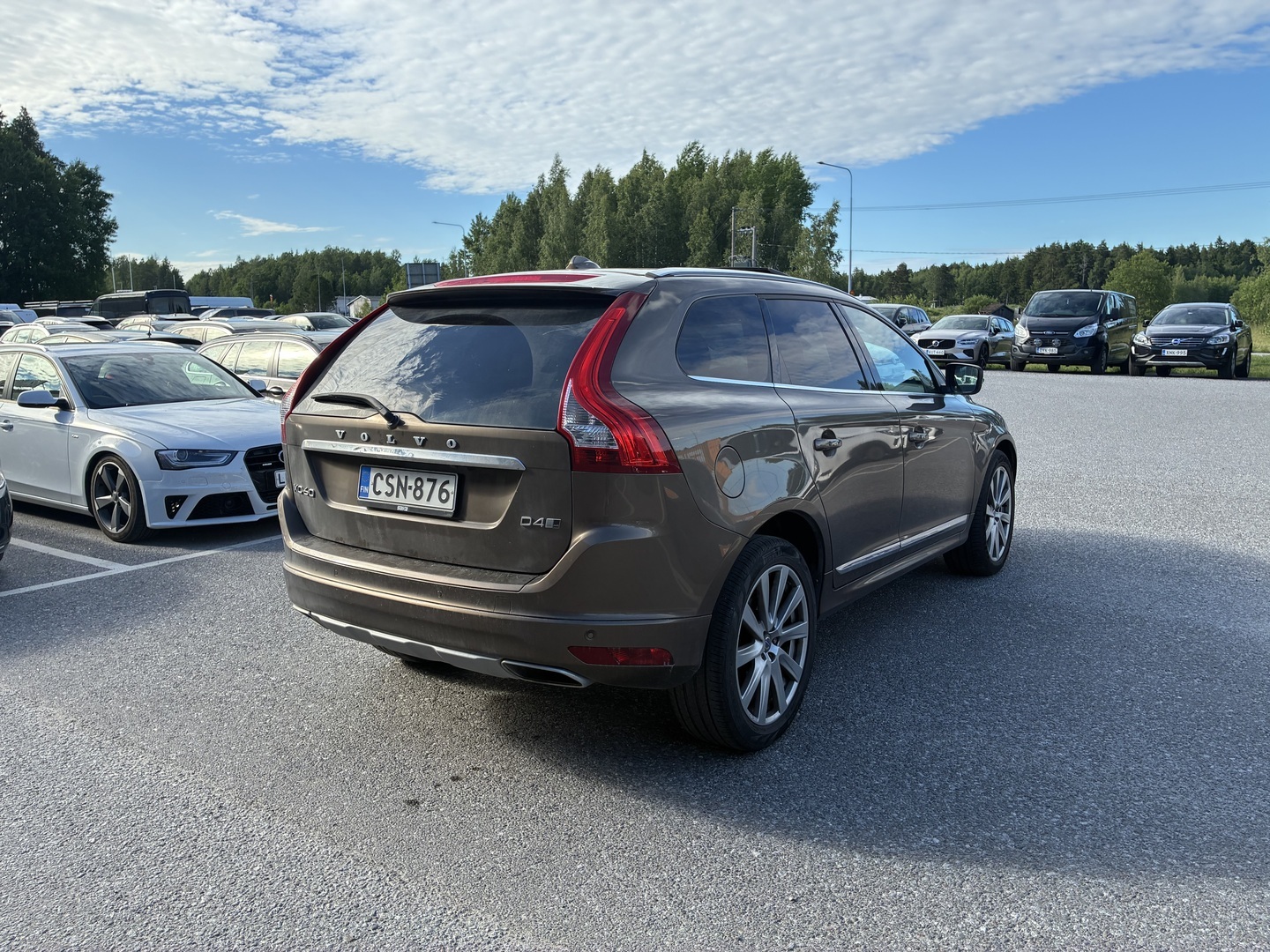 VOLVO XC60 2017