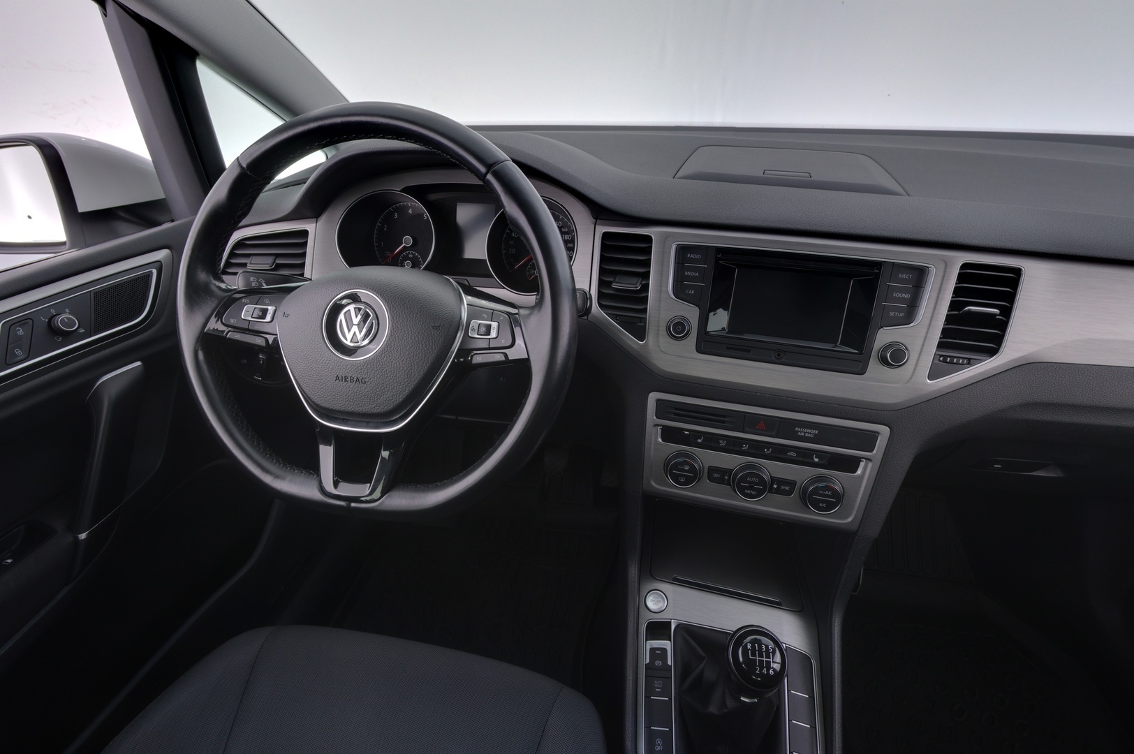 VOLKSWAGEN Golf Sportsvan 2015