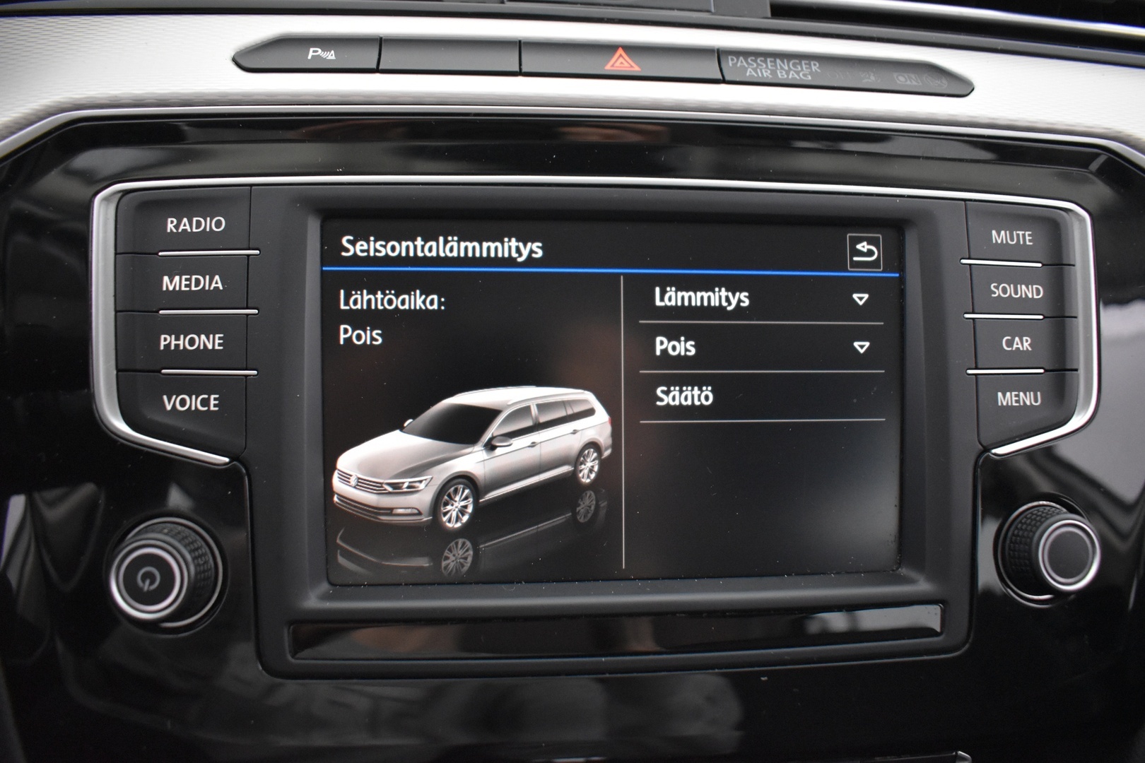 VOLKSWAGEN Passat 2016