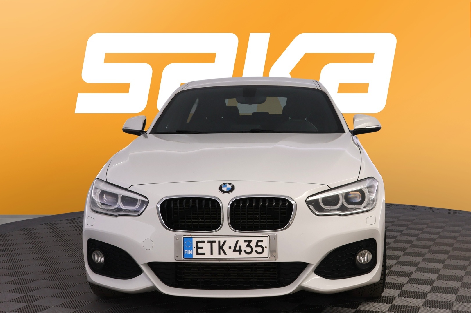 BMW 118 2016