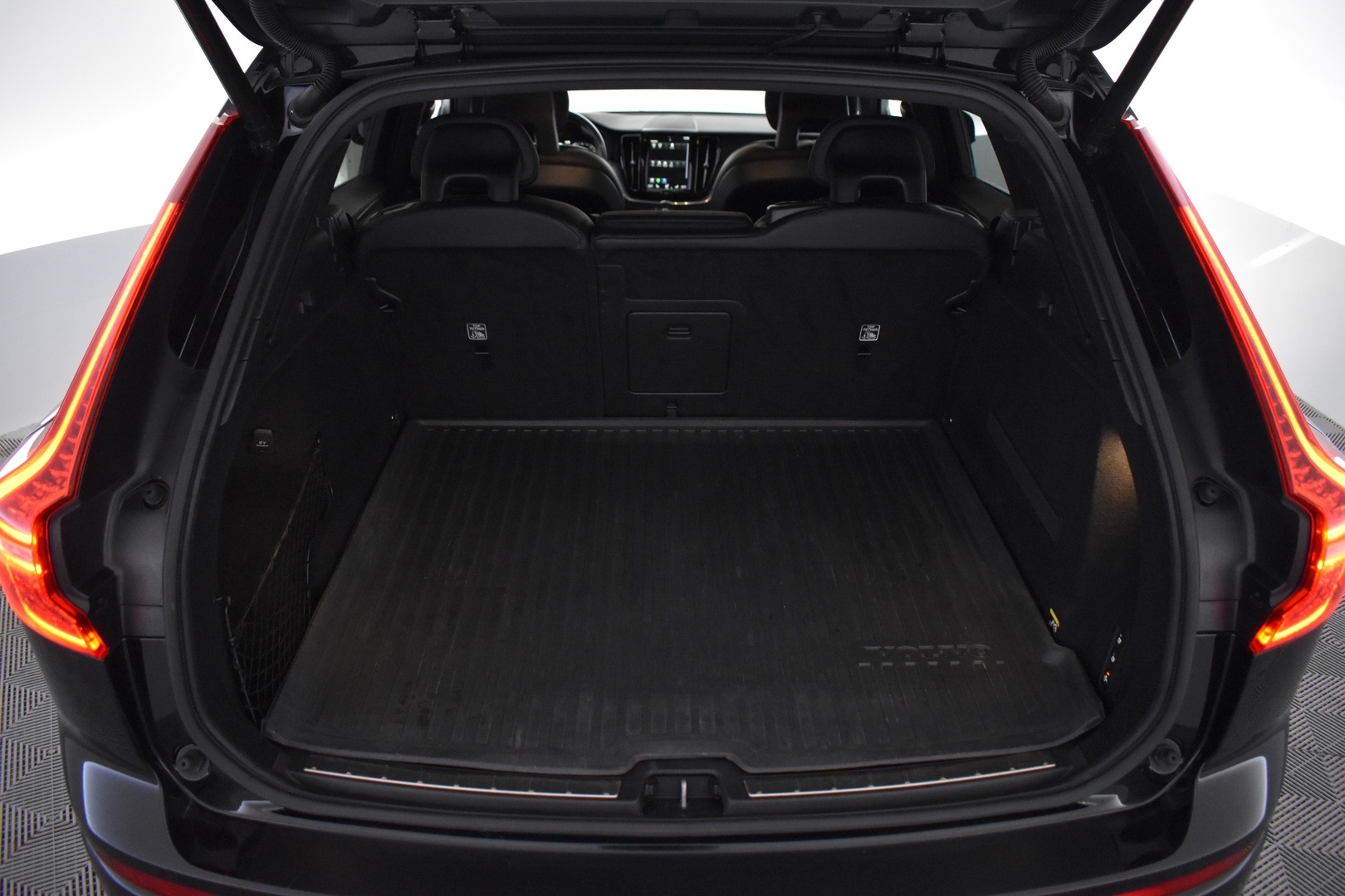 VOLVO XC60 2018