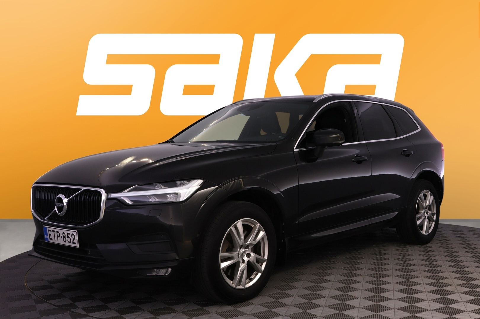 VOLVO XC60 2018