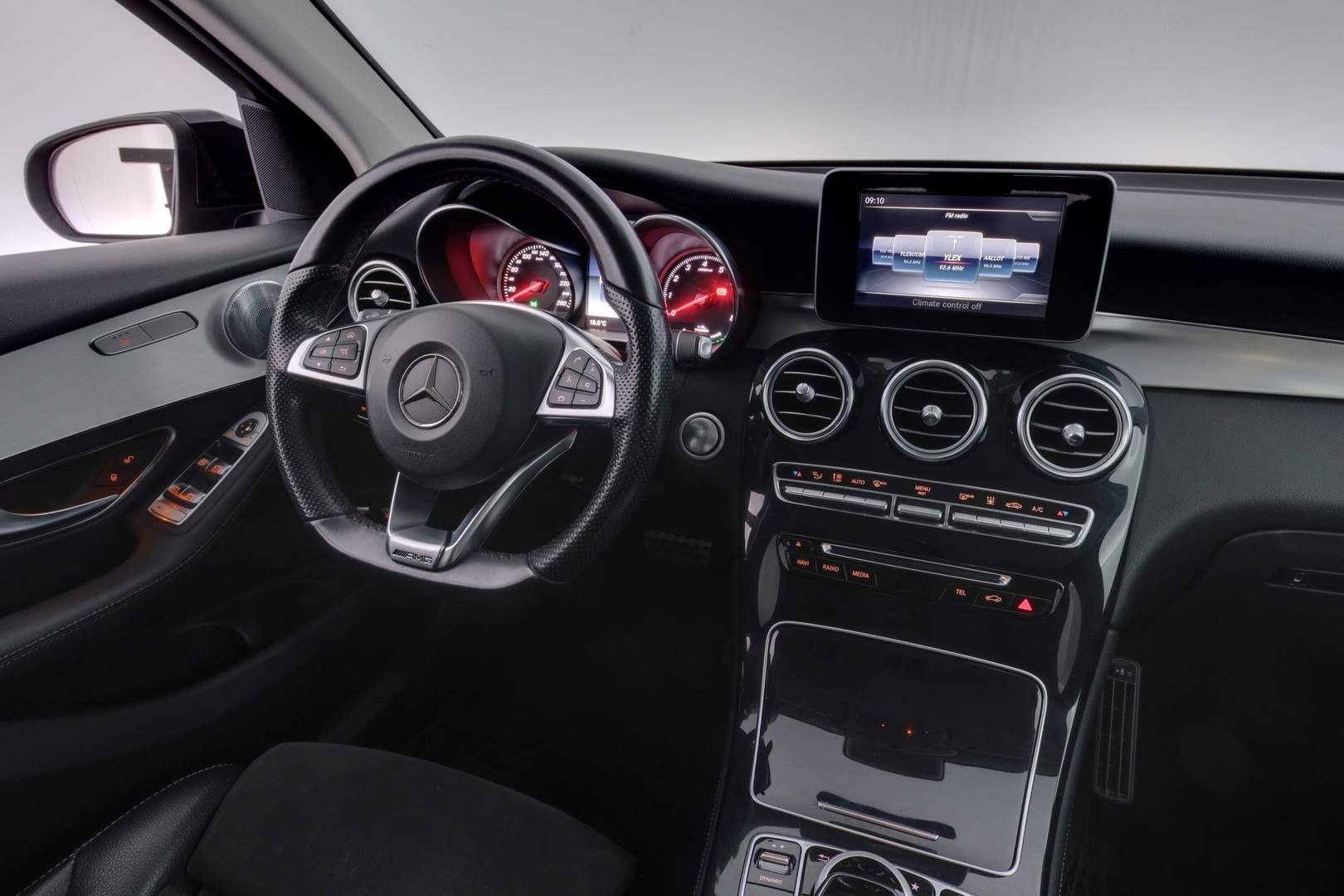 MERCEDES-BENZ GLC 2017