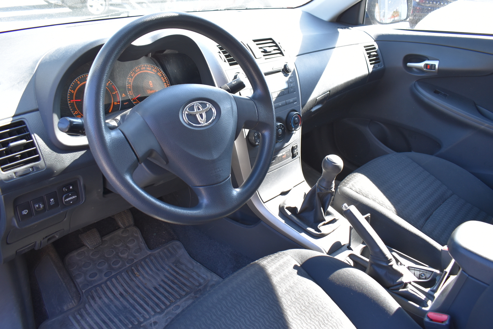 TOYOTA Corolla 2009