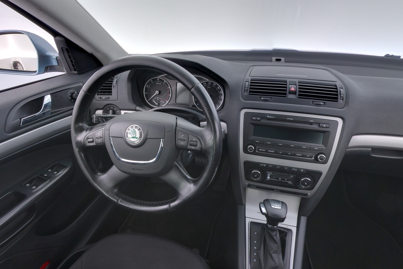 SKODA Octavia 2012