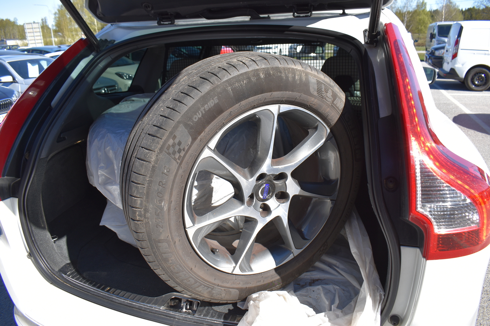 VOLVO XC60 2015
