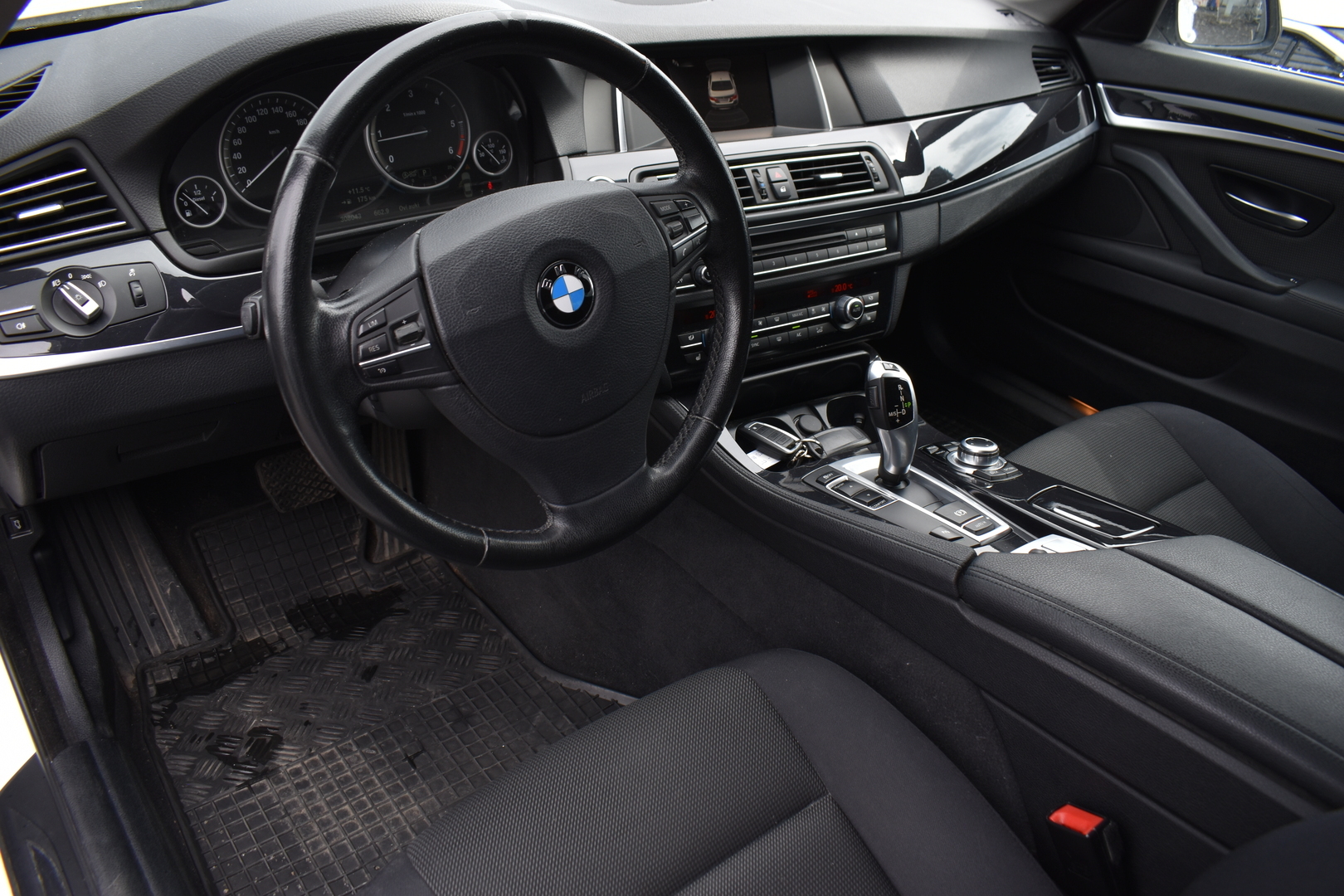 BMW 520 2015