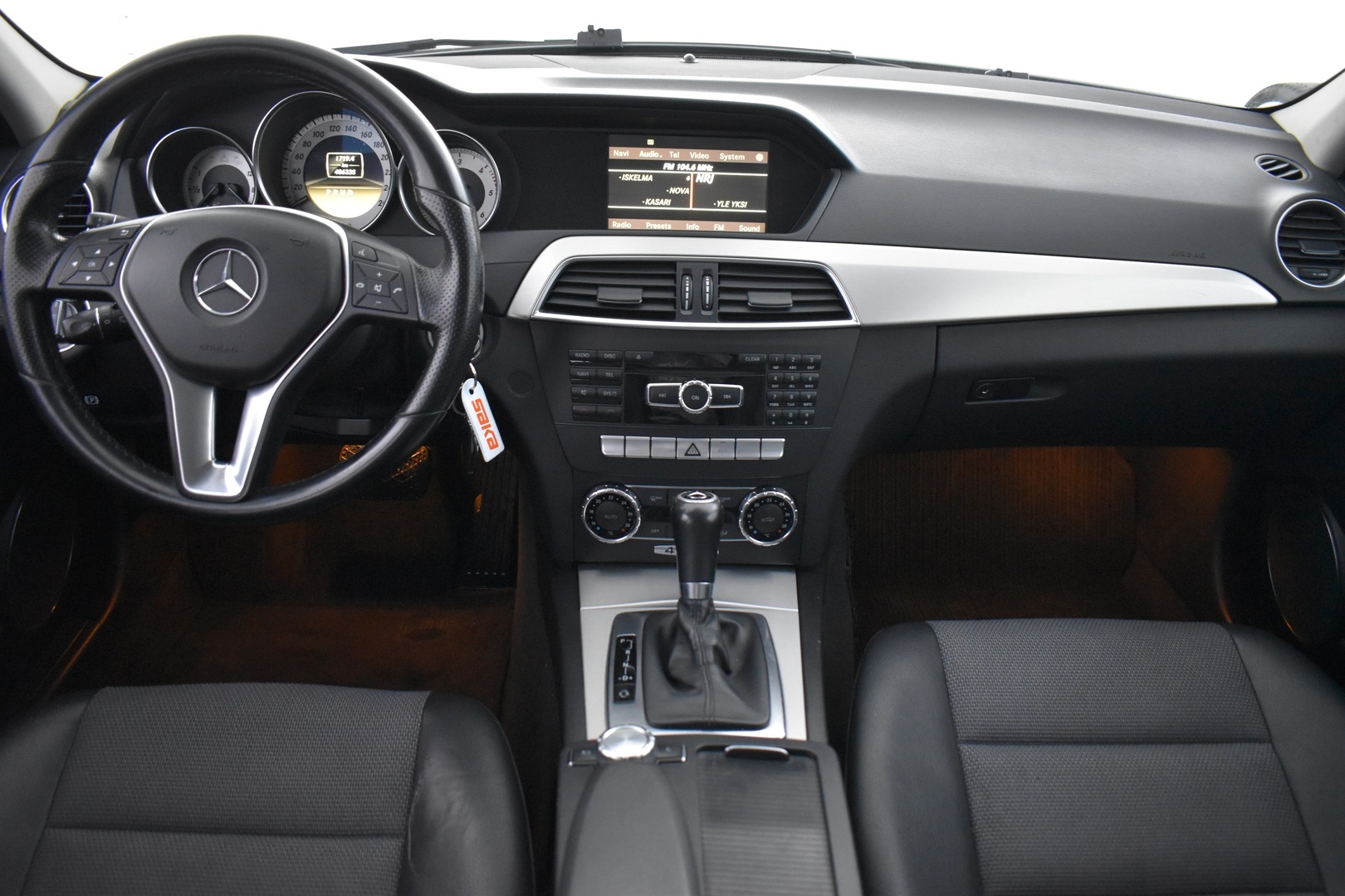 MERCEDES-BENZ C 2012