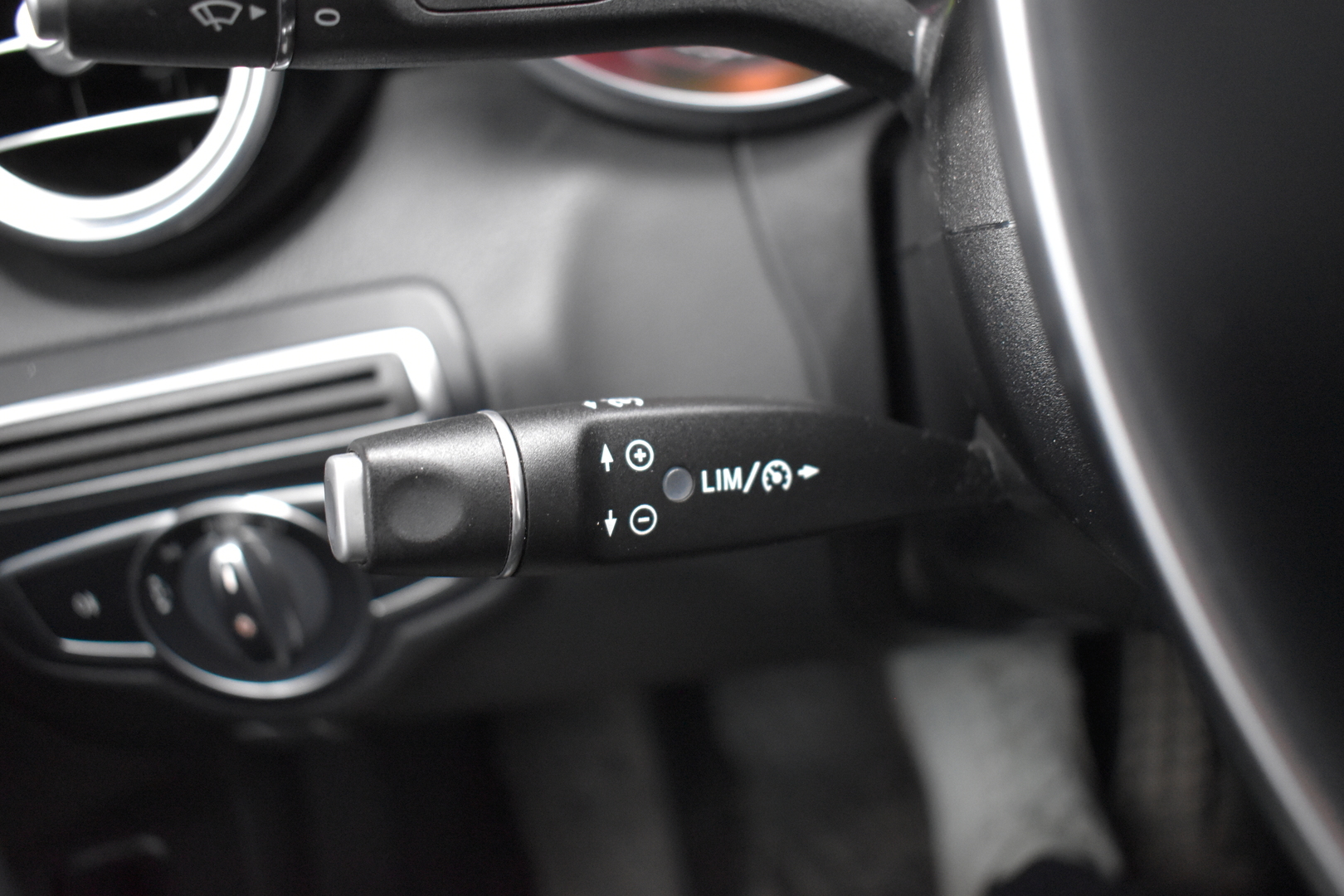 MERCEDES-BENZ C 2018