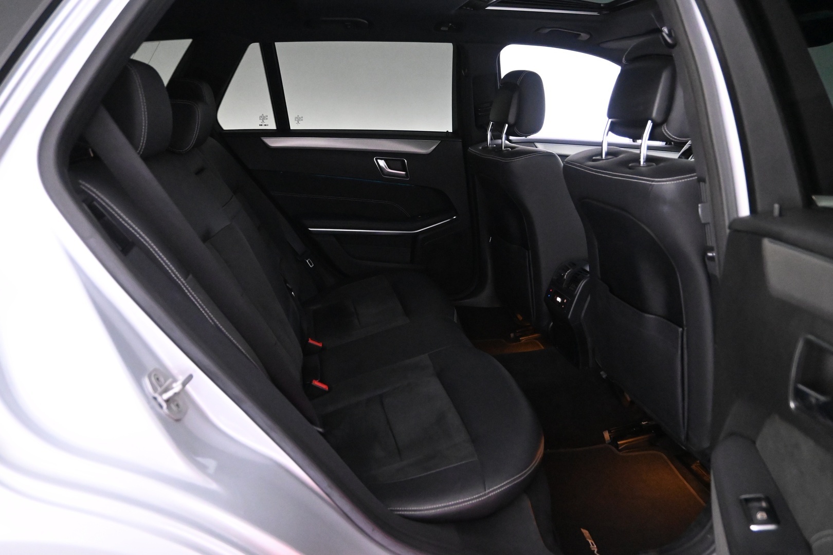 MERCEDES-BENZ E 2016