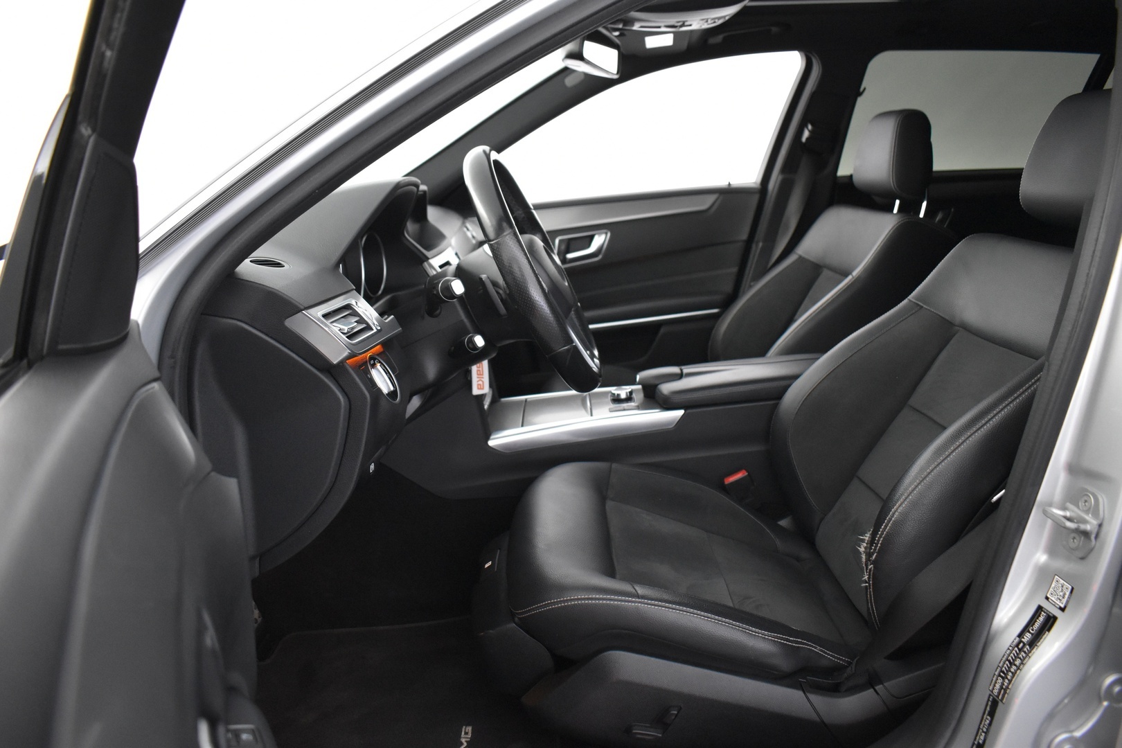 MERCEDES-BENZ E 2016