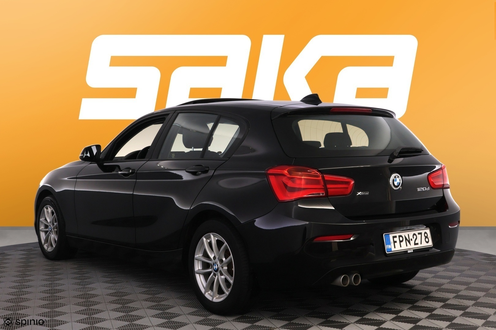 BMW 120 2016