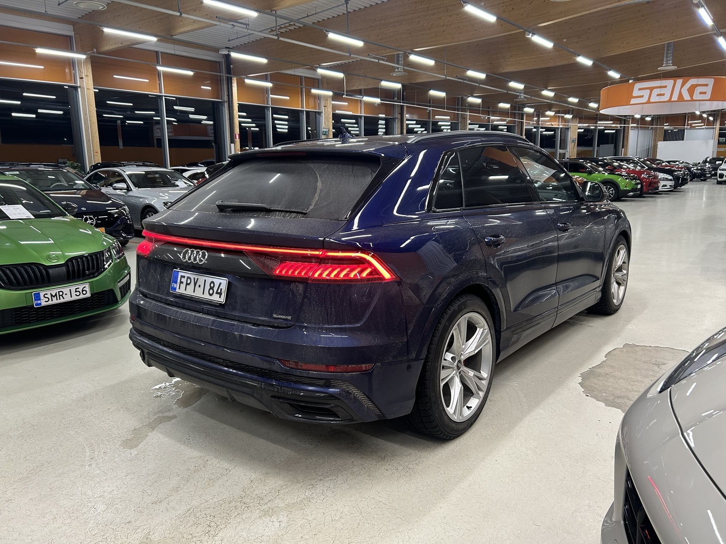 AUDI Q8 2021