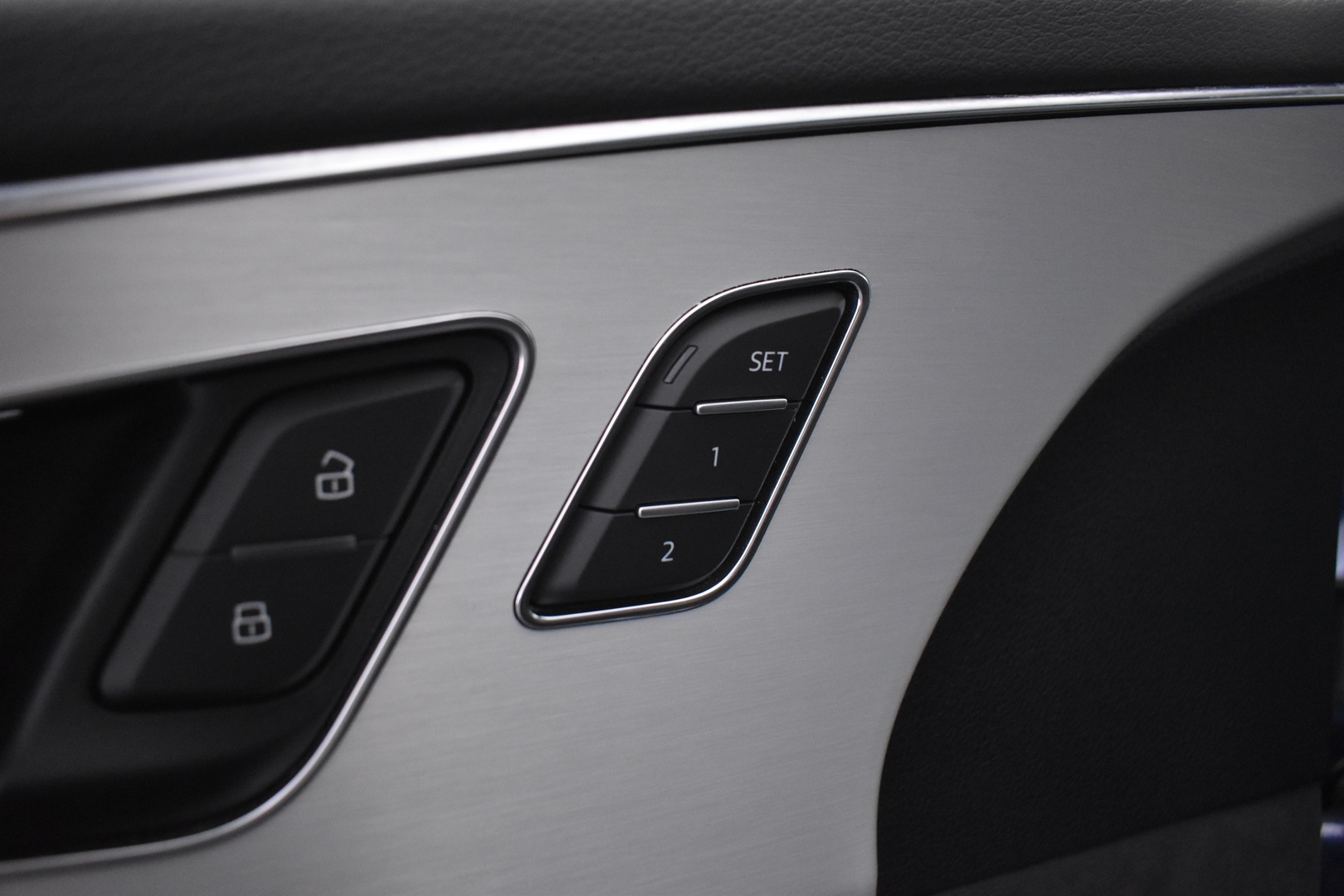 AUDI Q8 2021