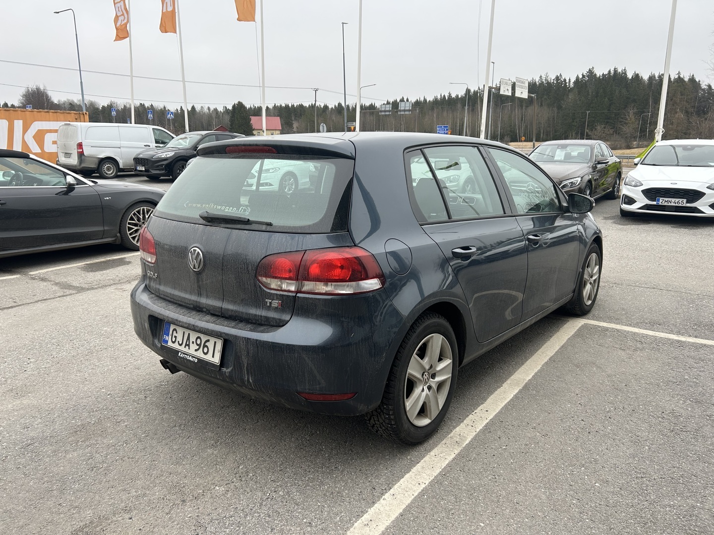 VOLKSWAGEN Golf 2010