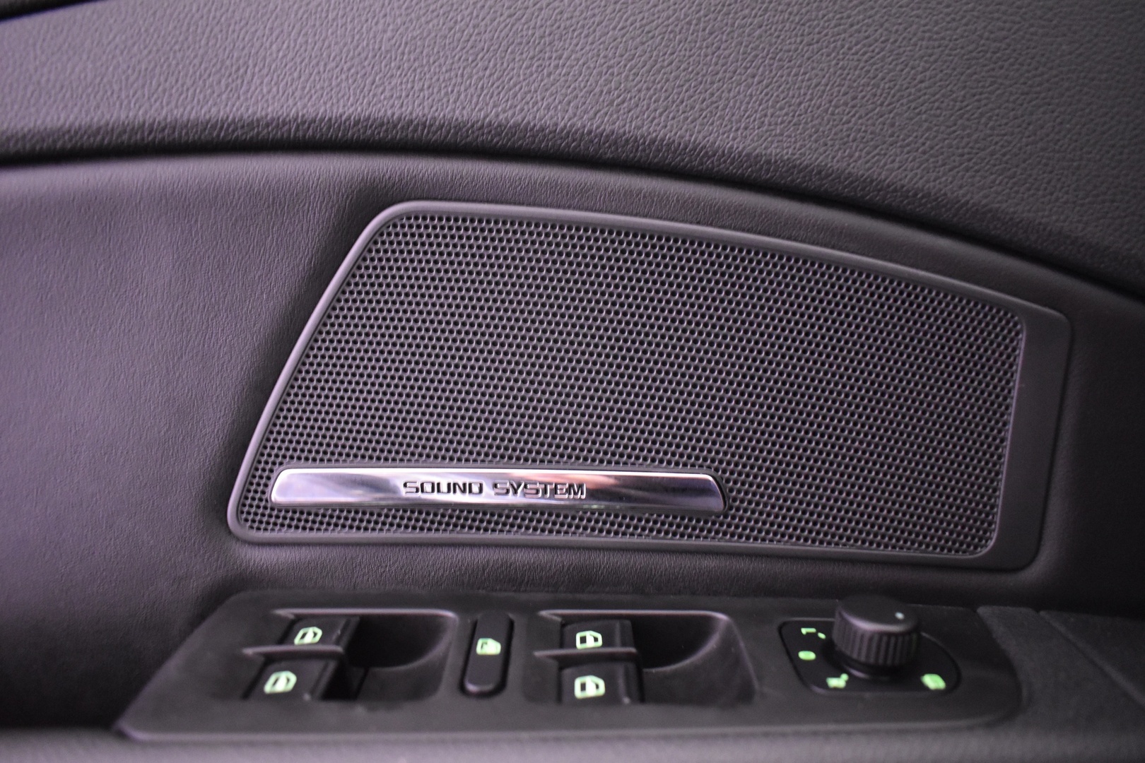 SKODA Superb 2011