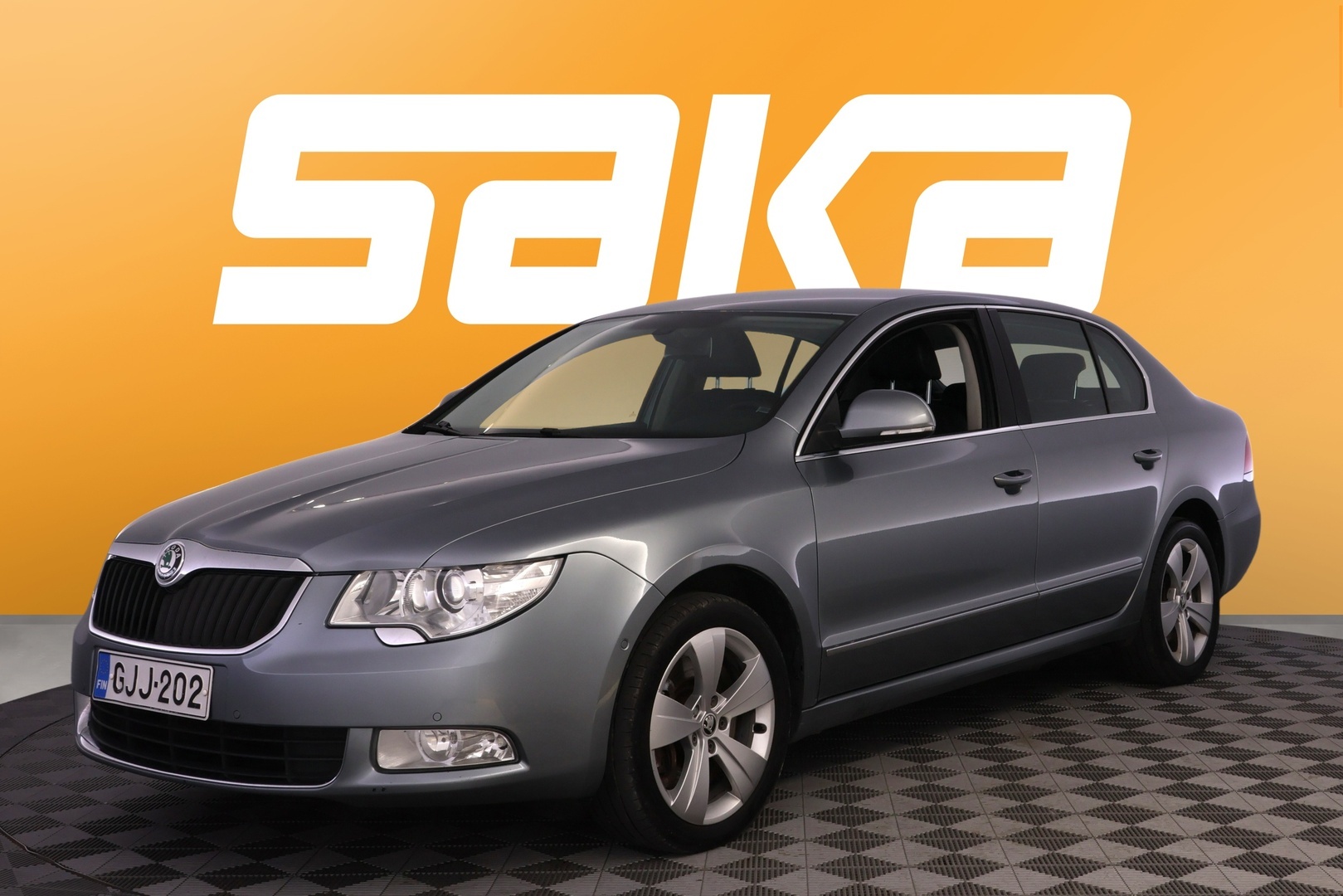 SKODA Superb 2011