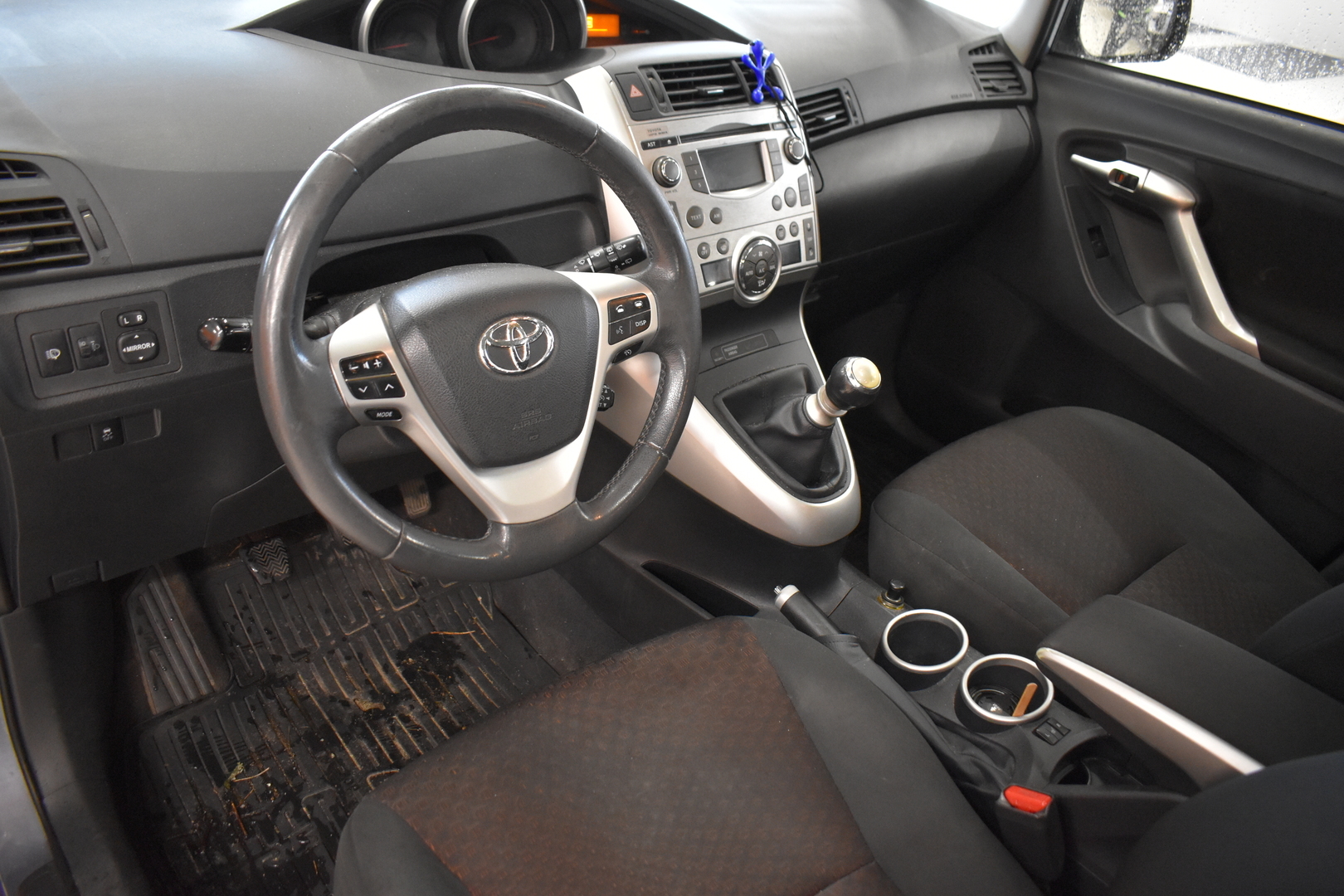 TOYOTA Verso 2011