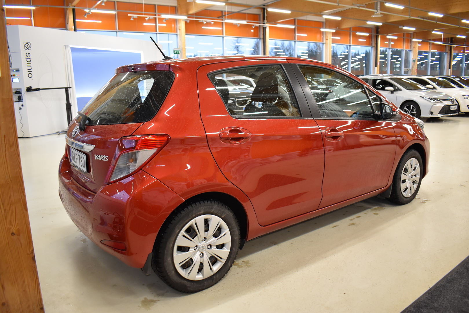 TOYOTA Yaris 2012