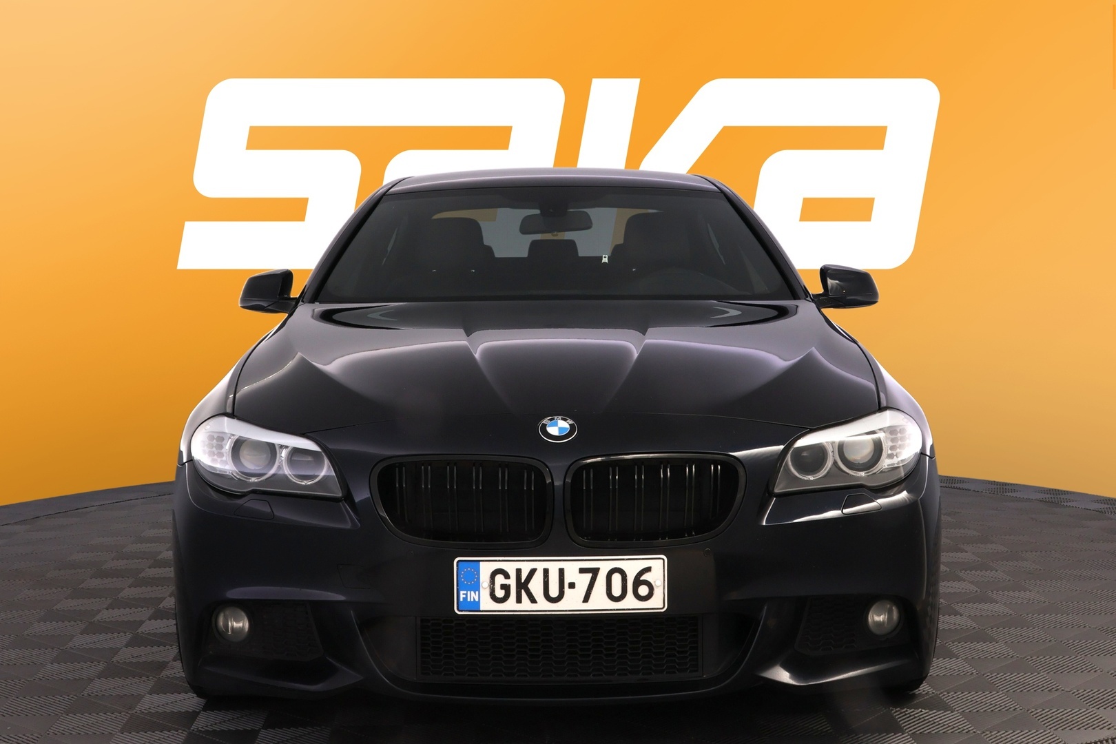 BMW 530 2013
